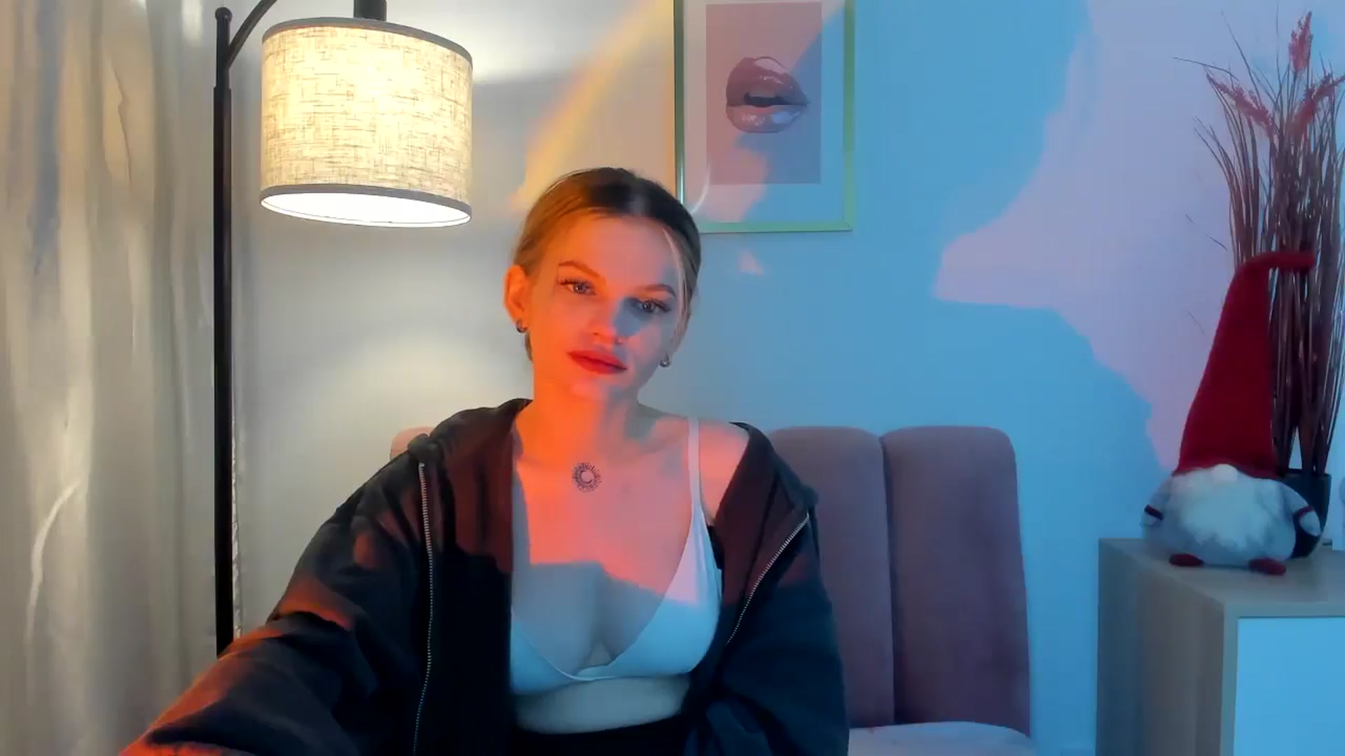 Gallery image thumbnail from ChristinaWave's myfreecams stream on, 12/28/2025, 10:54 image 12 of 20