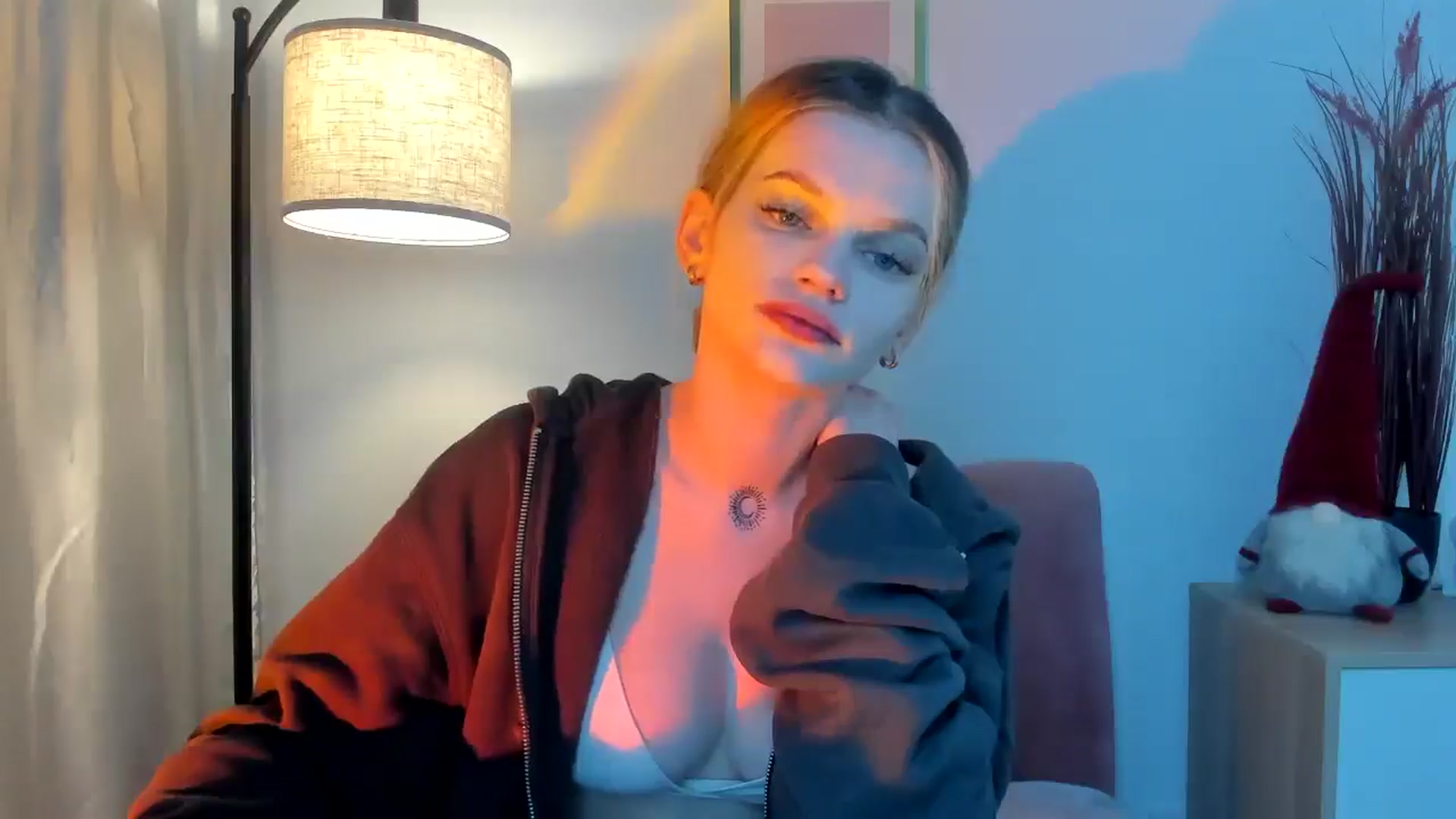 Gallery image thumbnail from ChristinaWave's myfreecams stream on, 12/28/2025, 10:54 image 17 of 20
