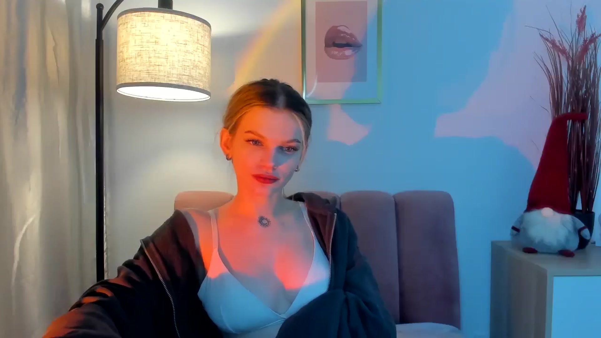 Gallery image thumbnail from ChristinaWave's myfreecams stream on, 12/28/2025, 10:54 image 16 of 20