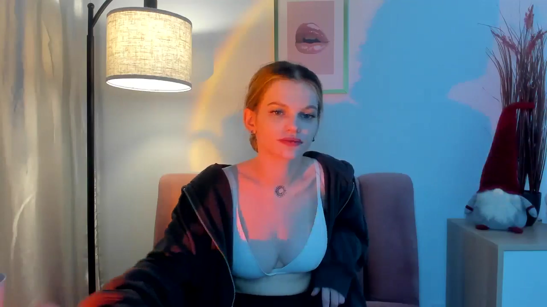 Gallery image thumbnail from ChristinaWave's myfreecams stream on, 12/28/2025, 12:07 image 18 of 20
