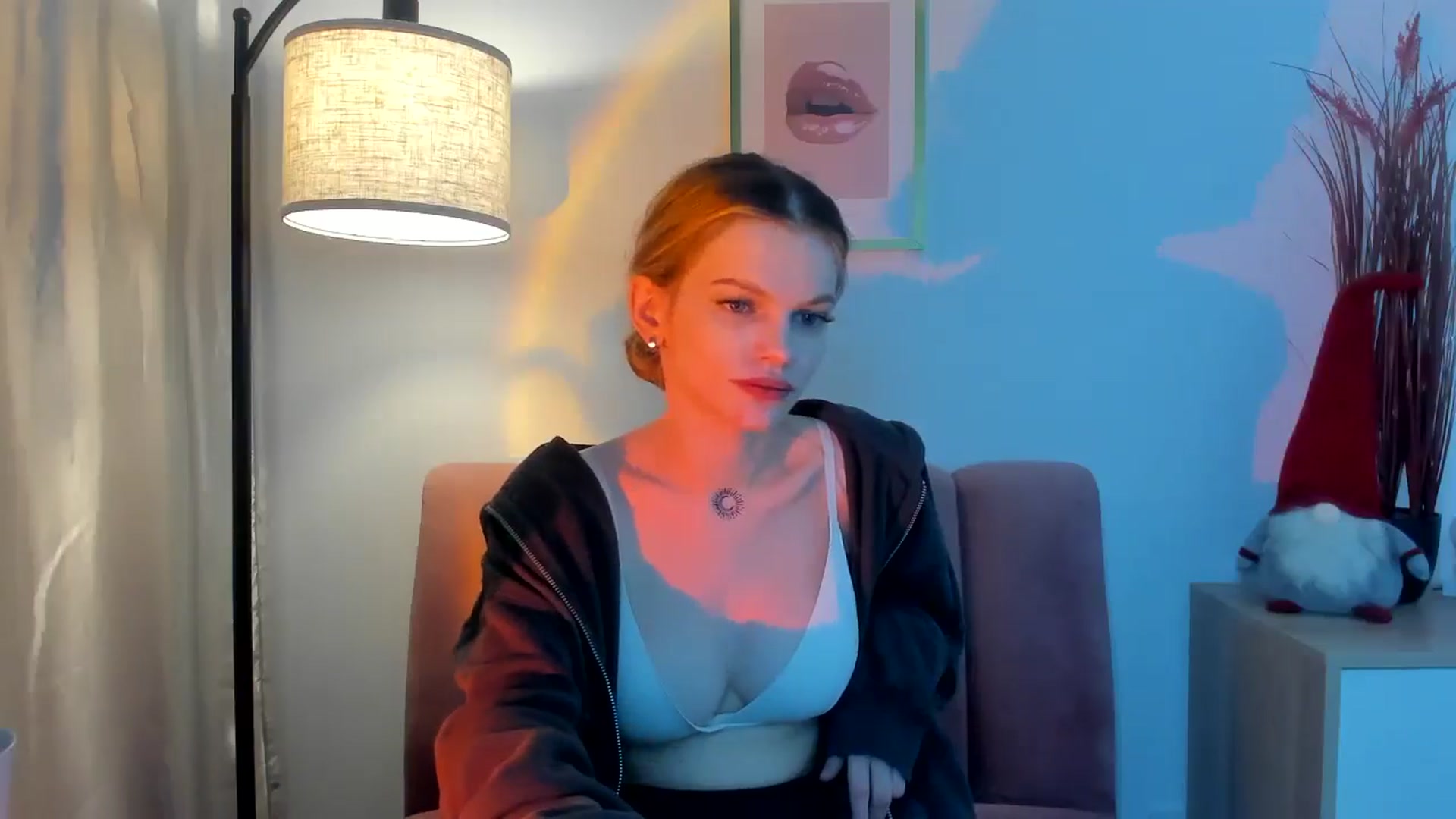 Gallery image thumbnail from ChristinaWave's myfreecams stream on, 12/28/2025, 12:07 image 17 of 20