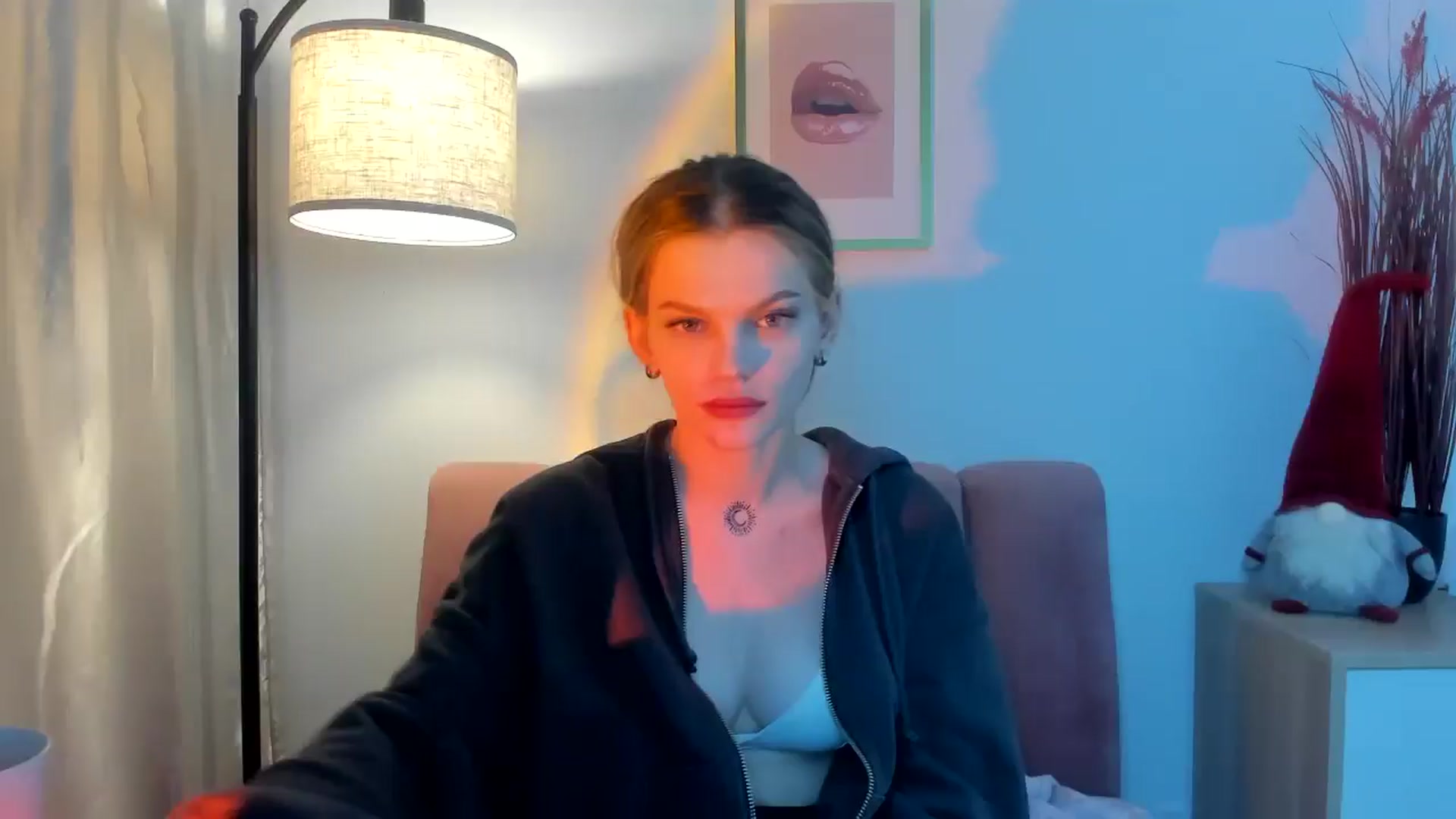 Gallery image thumbnail from ChristinaWave's myfreecams stream on, 12/28/2025, 13:18 image 1 of 20
