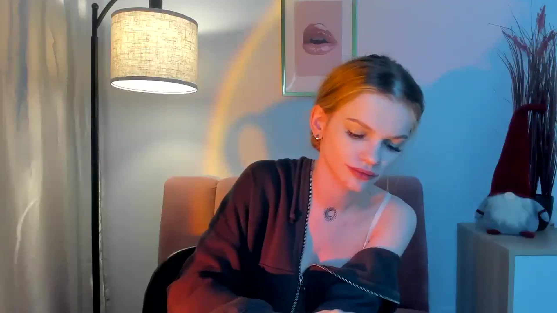 Gallery image thumbnail from ChristinaWave's myfreecams stream on, 12/28/2025, 13:18 image 16 of 20