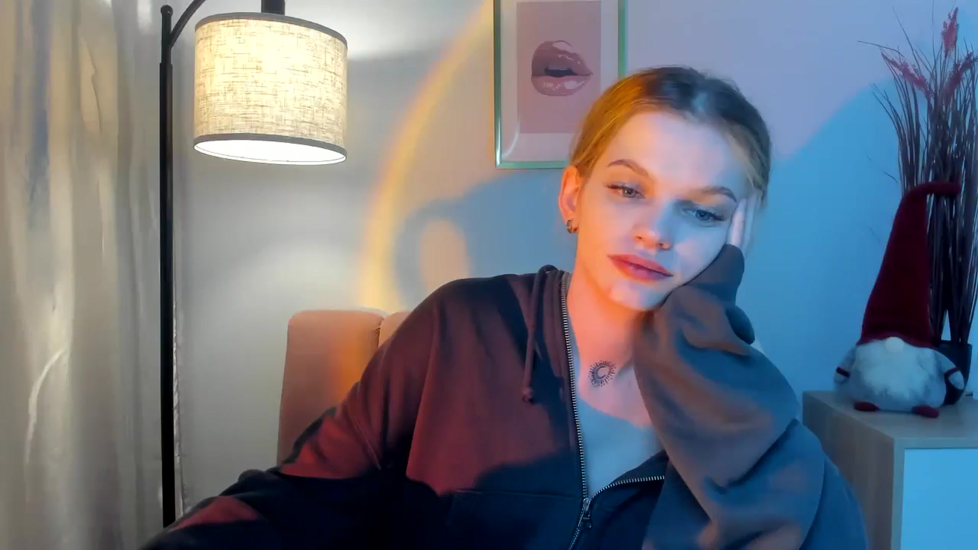 Gallery image thumbnail from ChristinaWave's myfreecams stream on, 12/28/2025, 13:18 image 15 of 20
