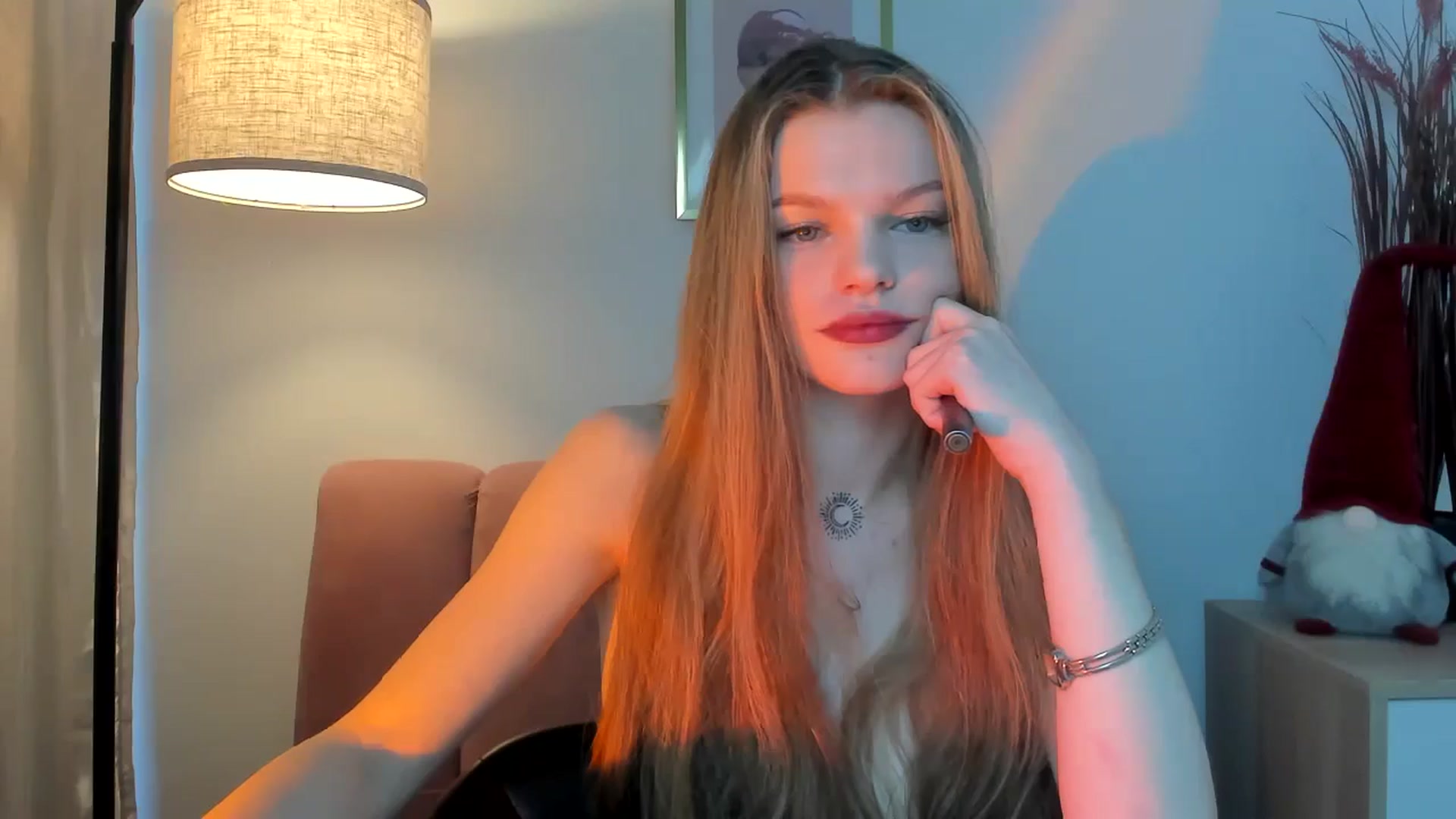 Gallery image thumbnail from ChristinaWave's myfreecams stream on, 12/30/2025, 11:32 image 6 of 20
