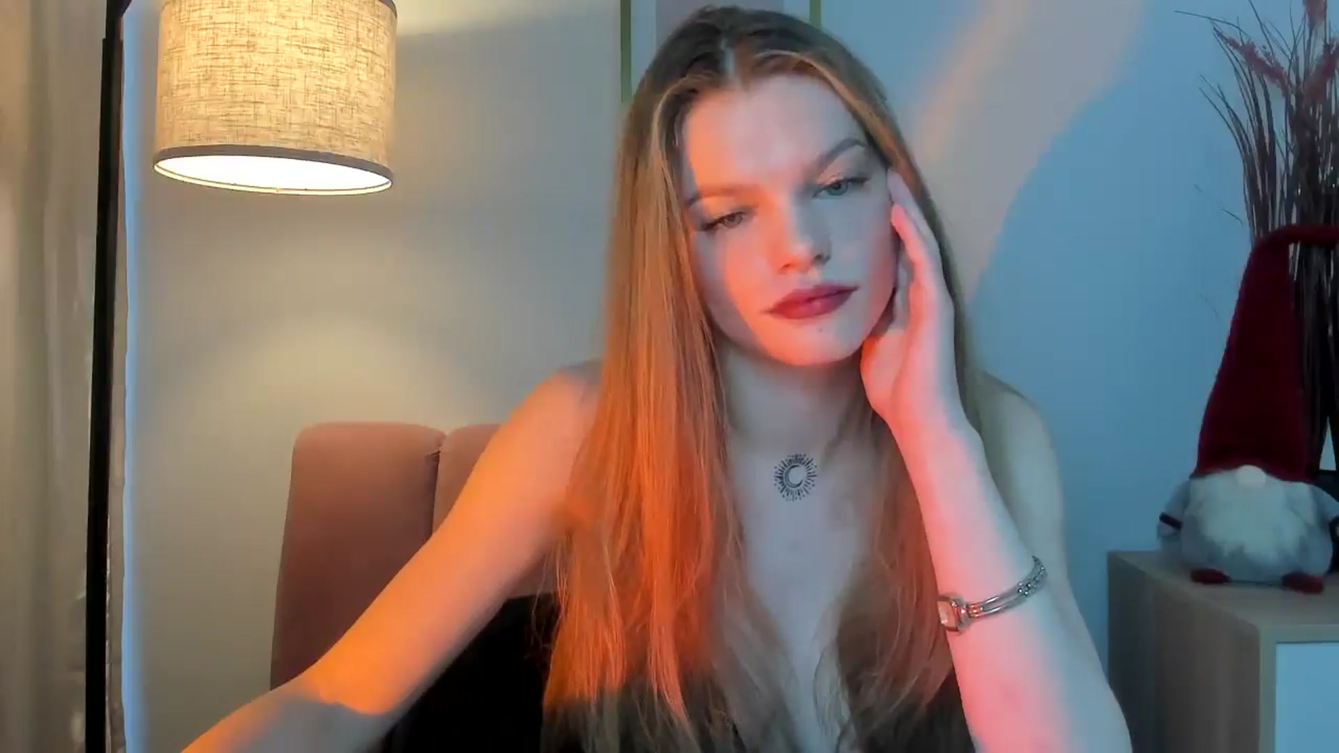 Gallery image thumbnail from ChristinaWave's myfreecams stream on, 12/30/2025, 11:32 image 2 of 20
