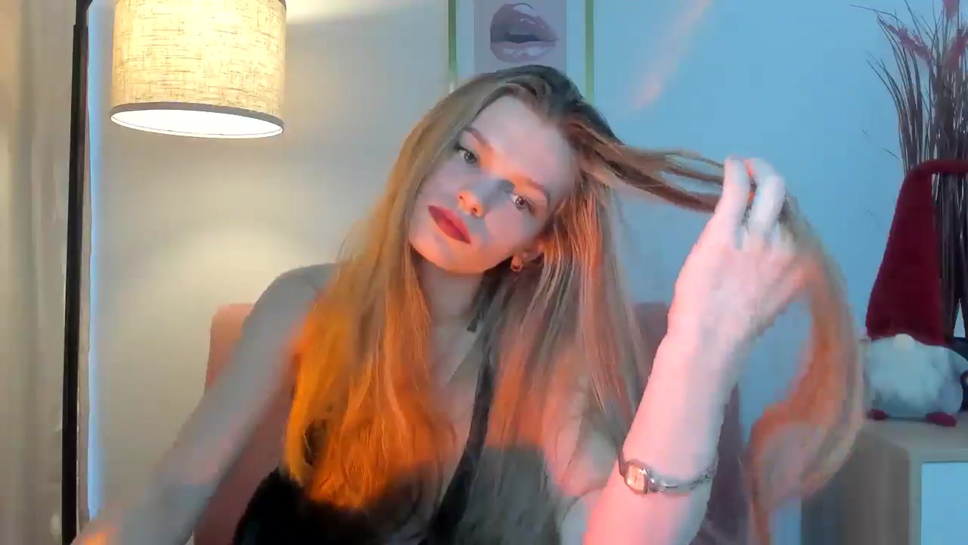 Gallery image thumbnail from ChristinaWave's myfreecams stream on, 12/30/2025, 12:09 image 4 of 20