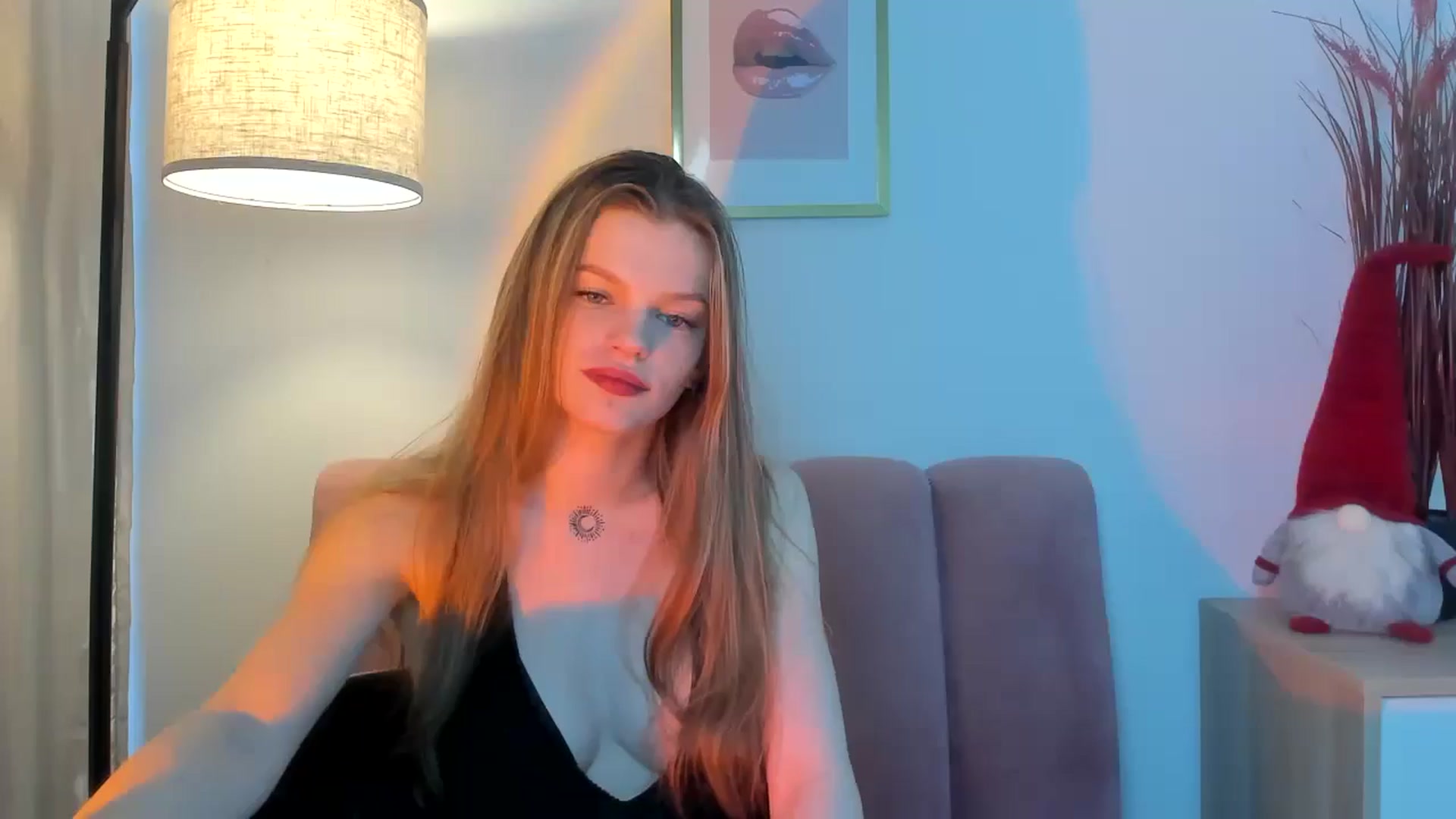 Gallery image thumbnail from ChristinaWave's myfreecams stream on, 12/30/2025, 13:52 image 17 of 20