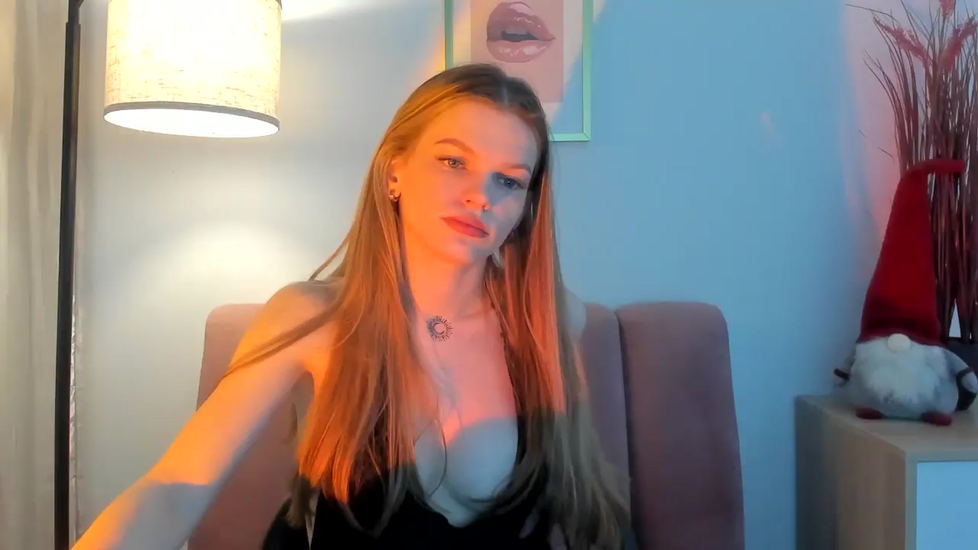 Gallery image thumbnail from ChristinaWave's myfreecams stream on, 12/31/2025, 09:57 image 1 of 20