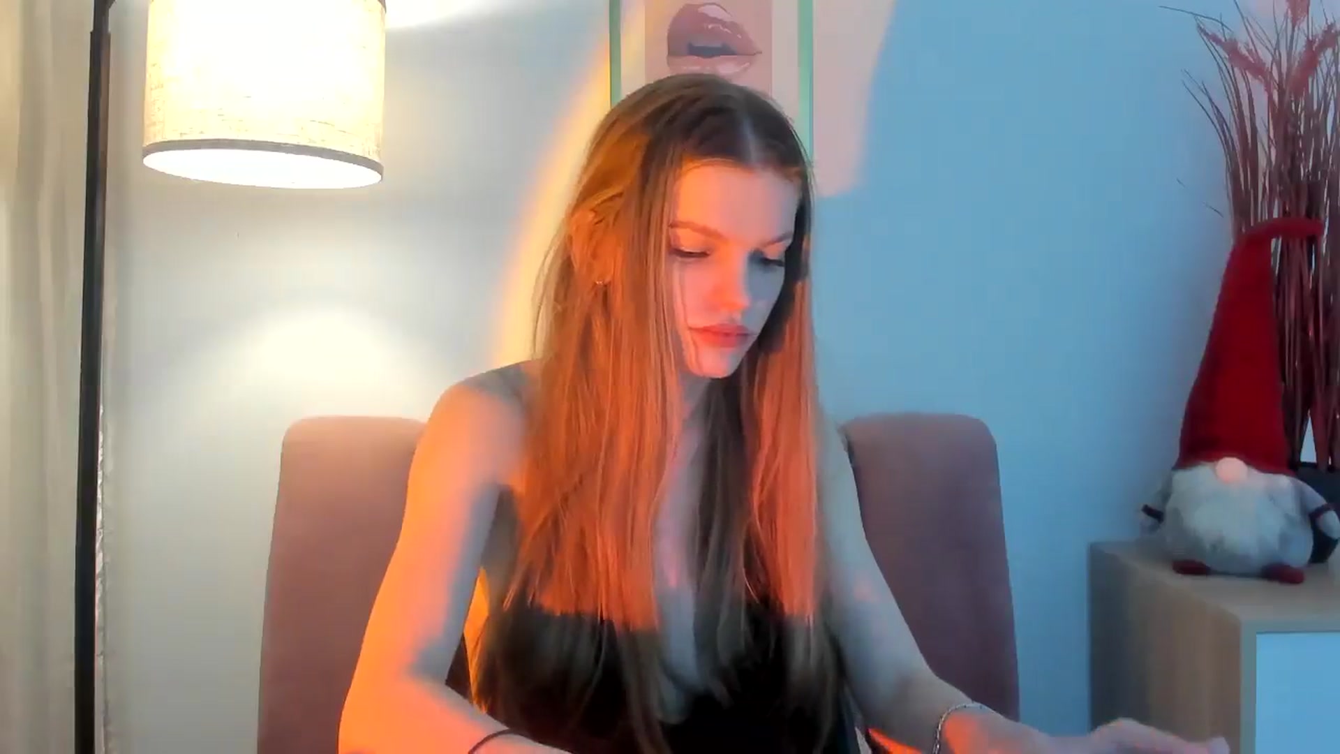 Gallery image thumbnail from ChristinaWave's myfreecams stream on, 12/31/2025, 09:57 image 16 of 20
