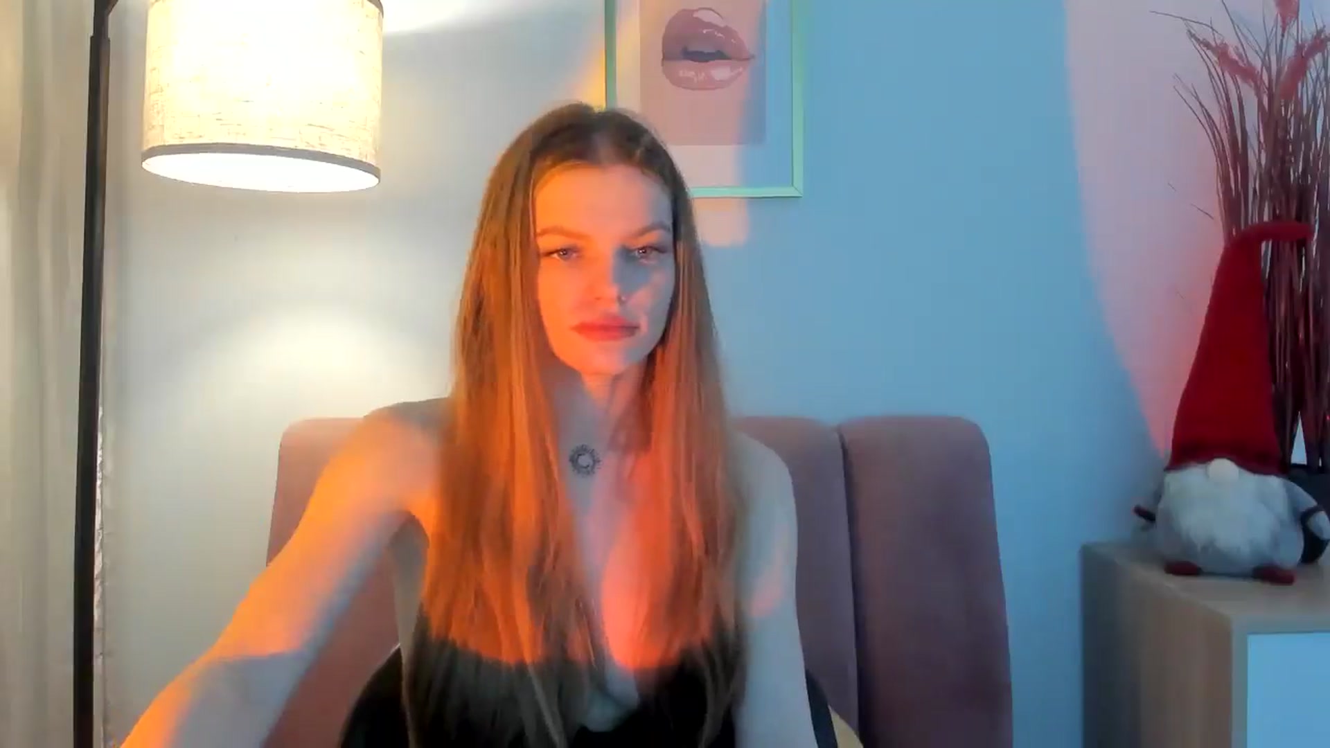 Gallery image thumbnail from ChristinaWave's myfreecams stream on, 12/31/2025, 10:43 image 5 of 20