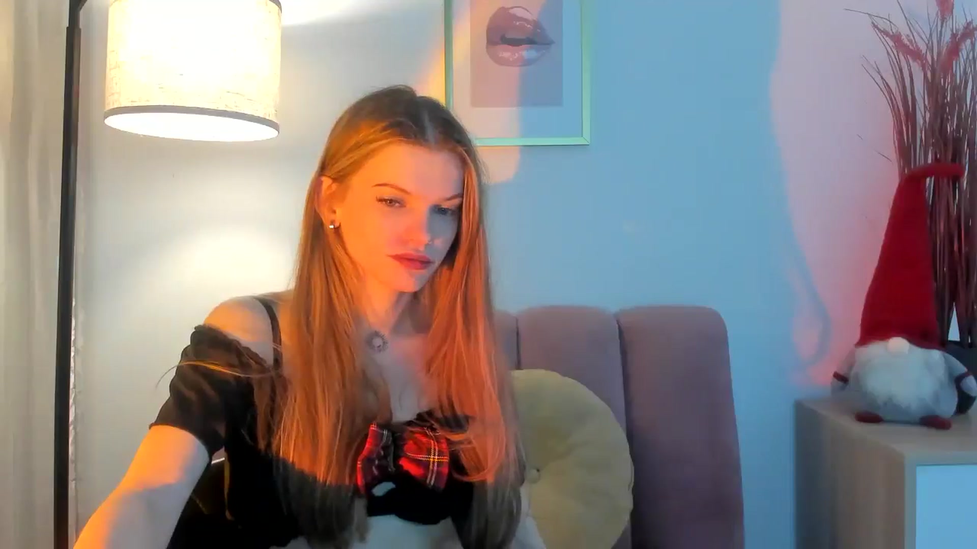 Gallery image thumbnail from ChristinaWave's myfreecams stream on, 01/02/2026, 15:04 image 2 of 20