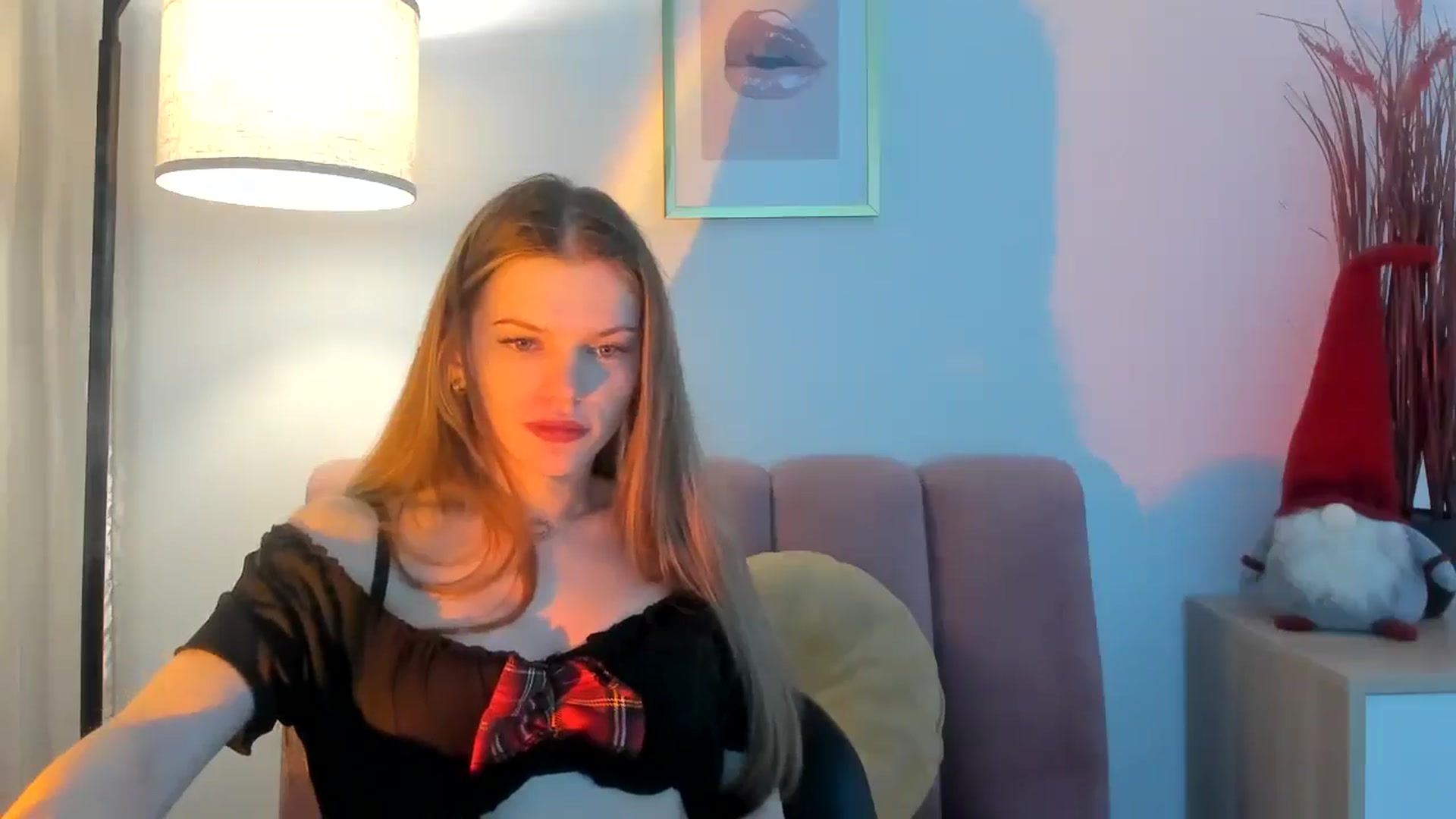 Gallery image thumbnail from ChristinaWave's myfreecams stream on, 01/02/2026, 15:04 image 9 of 20