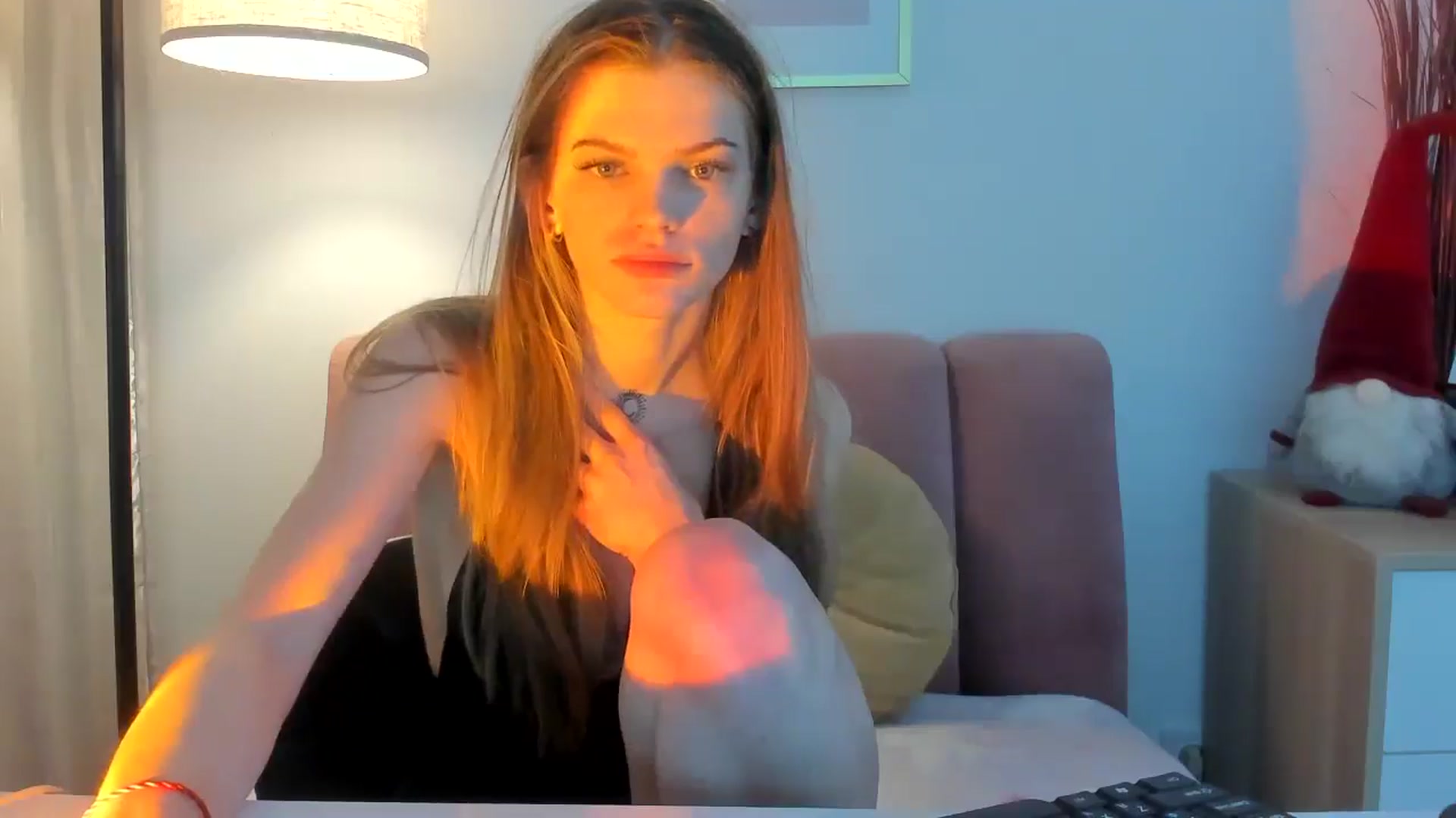 Gallery image thumbnail from ChristinaWave's myfreecams stream on, 01/03/2026, 14:09 image 6 of 20