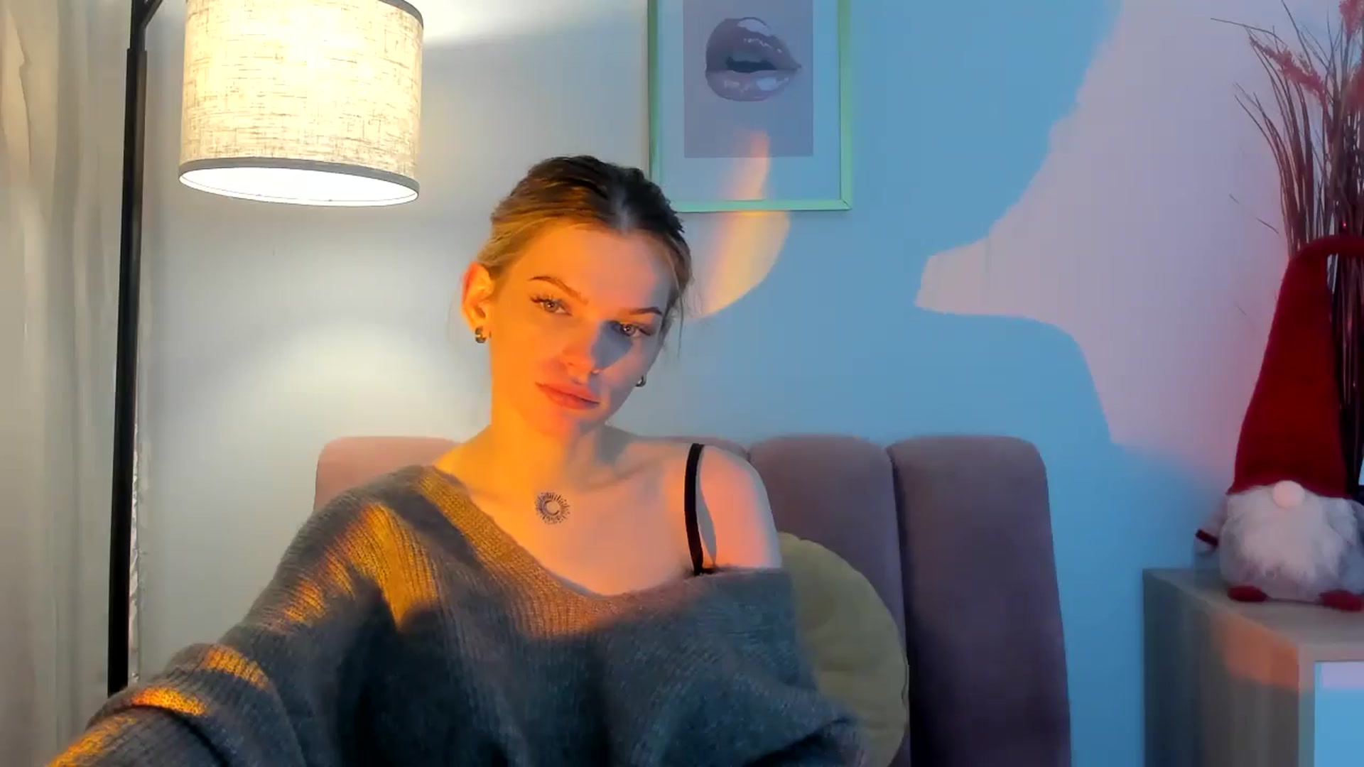 Gallery image thumbnail from ChristinaWave's myfreecams stream on, 01/04/2026, 11:53 image 10 of 20