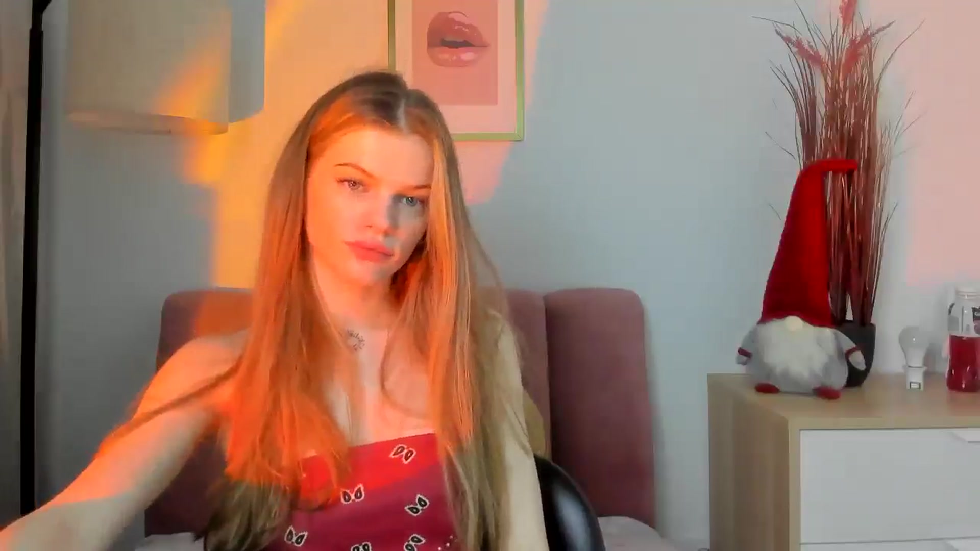 Gallery image thumbnail from ChristinaWave's myfreecams stream on, 01/06/2026, 10:19 image 5 of 20