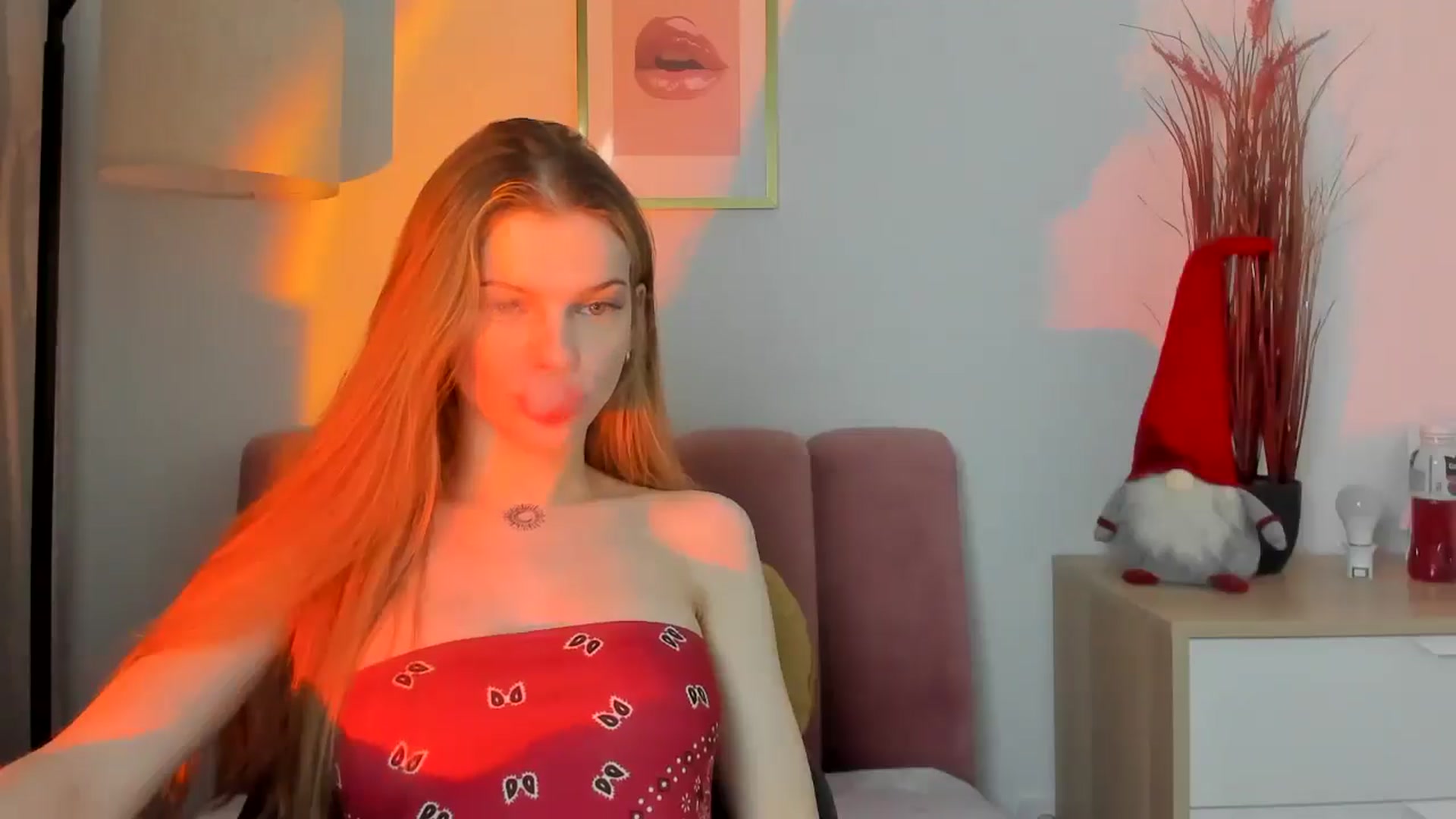 Gallery image thumbnail from ChristinaWave's myfreecams stream on, 01/06/2026, 11:01 image 4 of 20