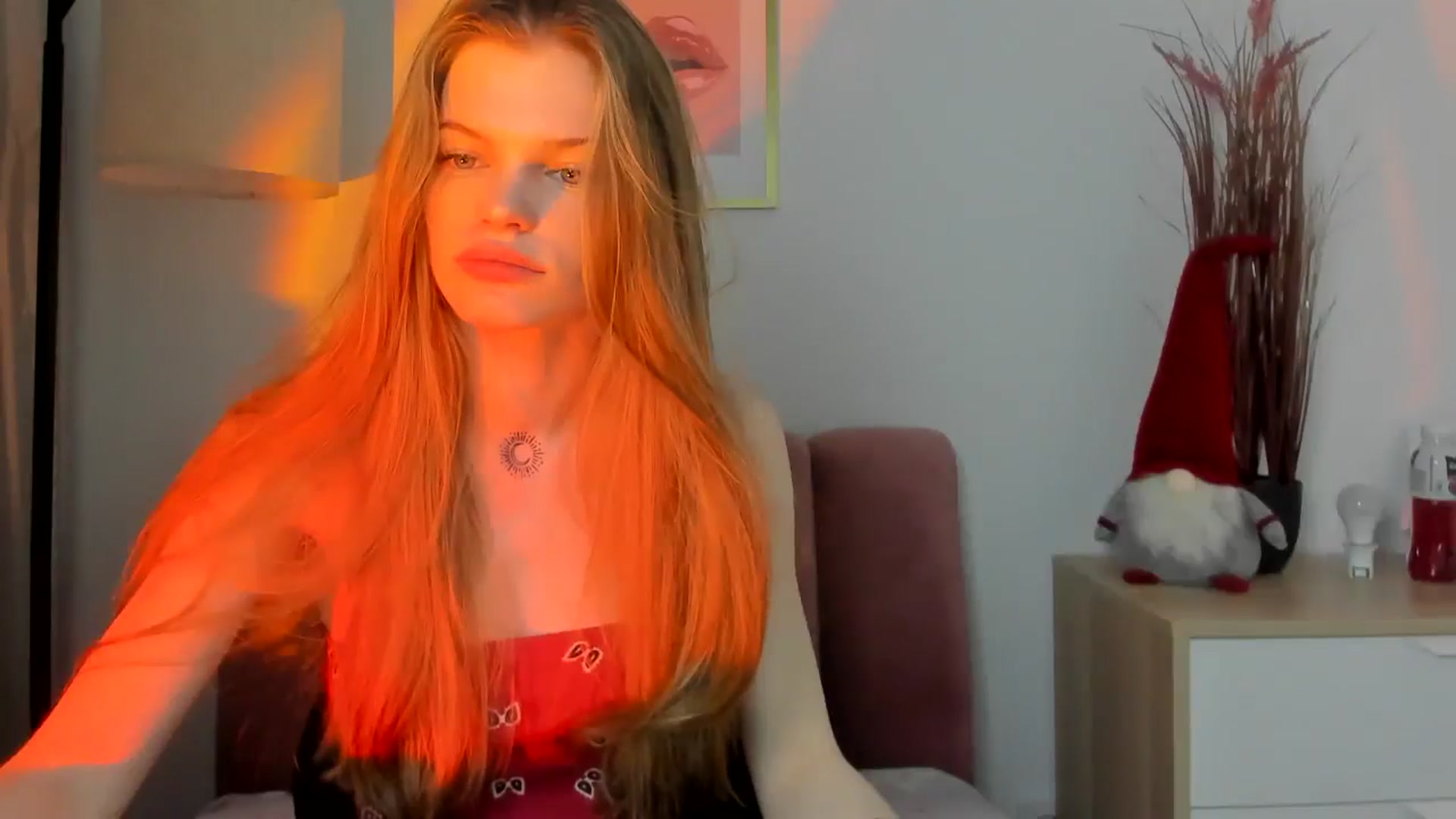 Gallery image thumbnail from ChristinaWave's myfreecams stream on, 01/06/2026, 11:01 image 10 of 20