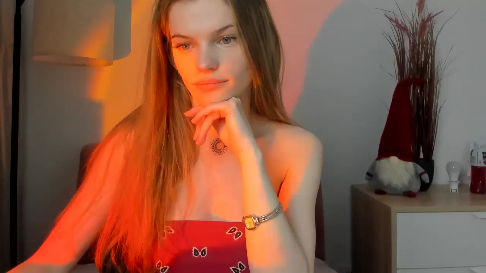 Gallery image thumbnail from ChristinaWave's myfreecams stream on, 01/06/2026, 11:49 image 1 of 20