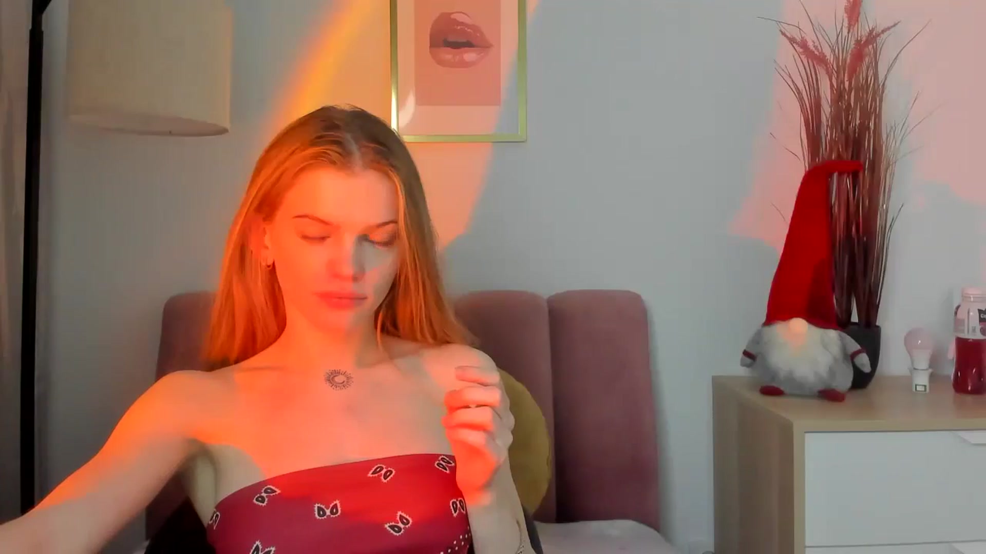 Gallery image thumbnail from ChristinaWave's myfreecams stream on, 01/06/2026, 12:38 image 20 of 20