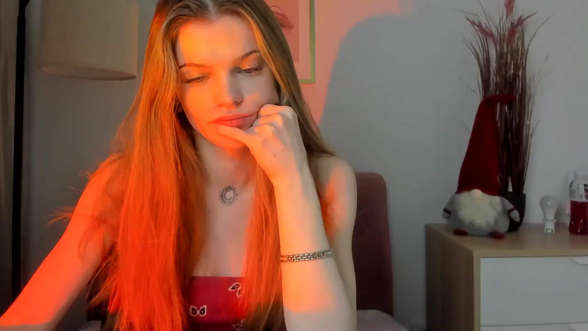 Gallery image thumbnail from ChristinaWave's myfreecams stream on, 01/06/2026, 12:38 image 19 of 20