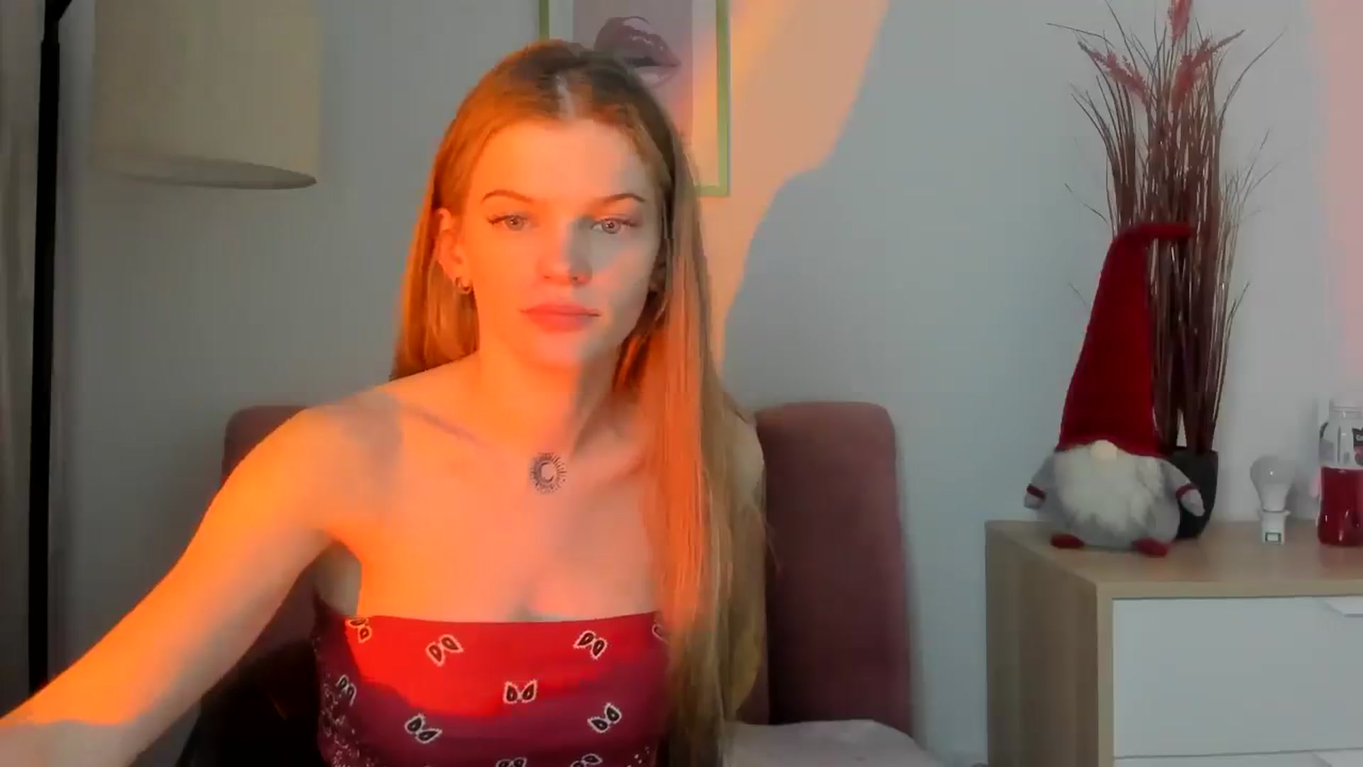 Gallery image thumbnail from ChristinaWave's myfreecams stream on, 01/06/2026, 14:06 image 19 of 20