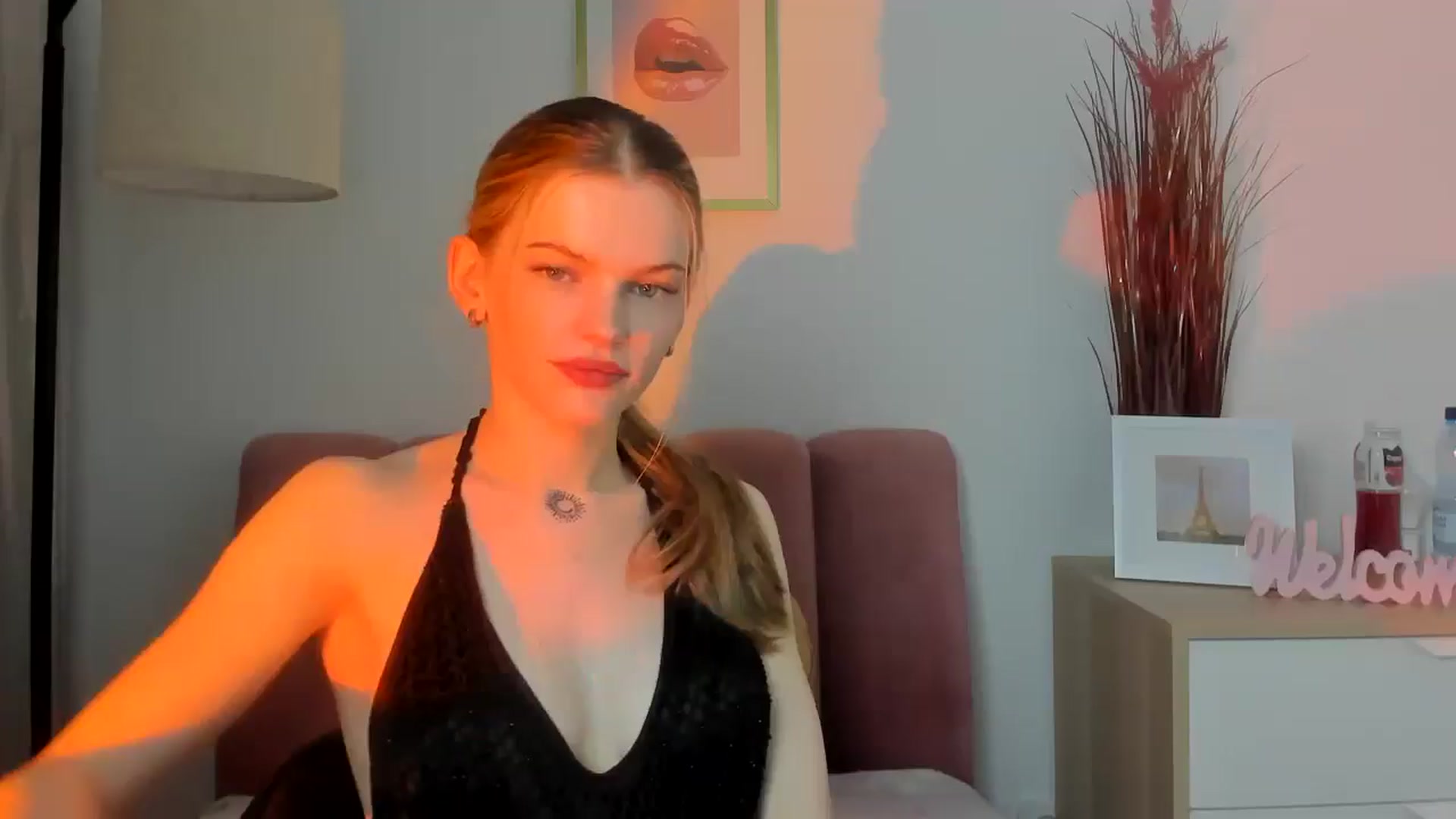 Gallery image thumbnail from ChristinaWave's myfreecams stream on, 01/08/2026, 11:09 image 1 of 20