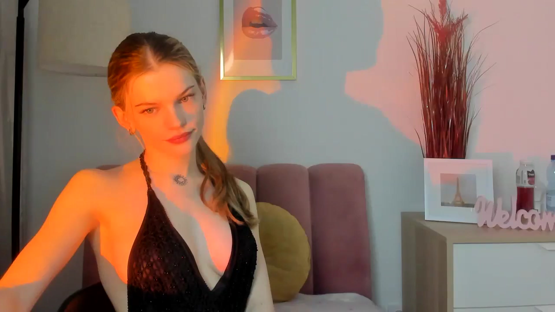 Gallery image thumbnail from ChristinaWave's myfreecams stream on, 01/08/2026, 11:09 image 7 of 20