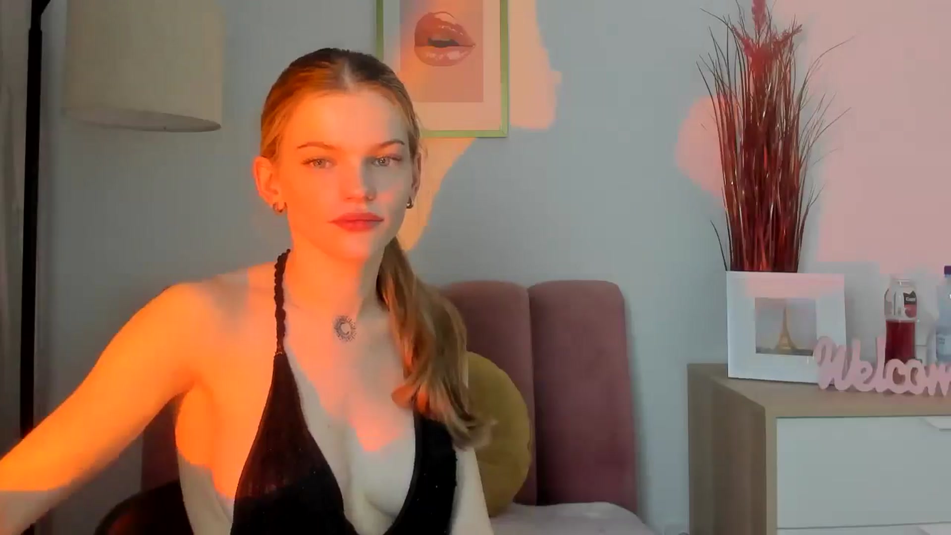 Gallery image thumbnail from ChristinaWave's myfreecams stream on, 01/08/2026, 11:09 image 15 of 20