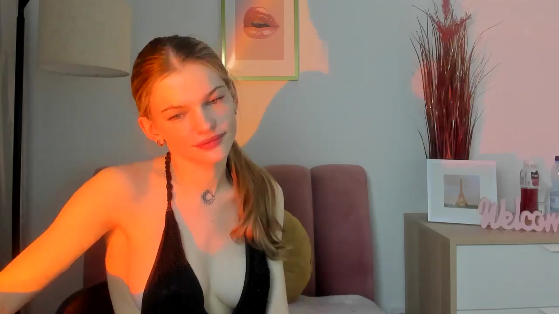 Gallery image thumbnail from ChristinaWave's myfreecams stream on, 01/08/2026, 11:09 image 16 of 20