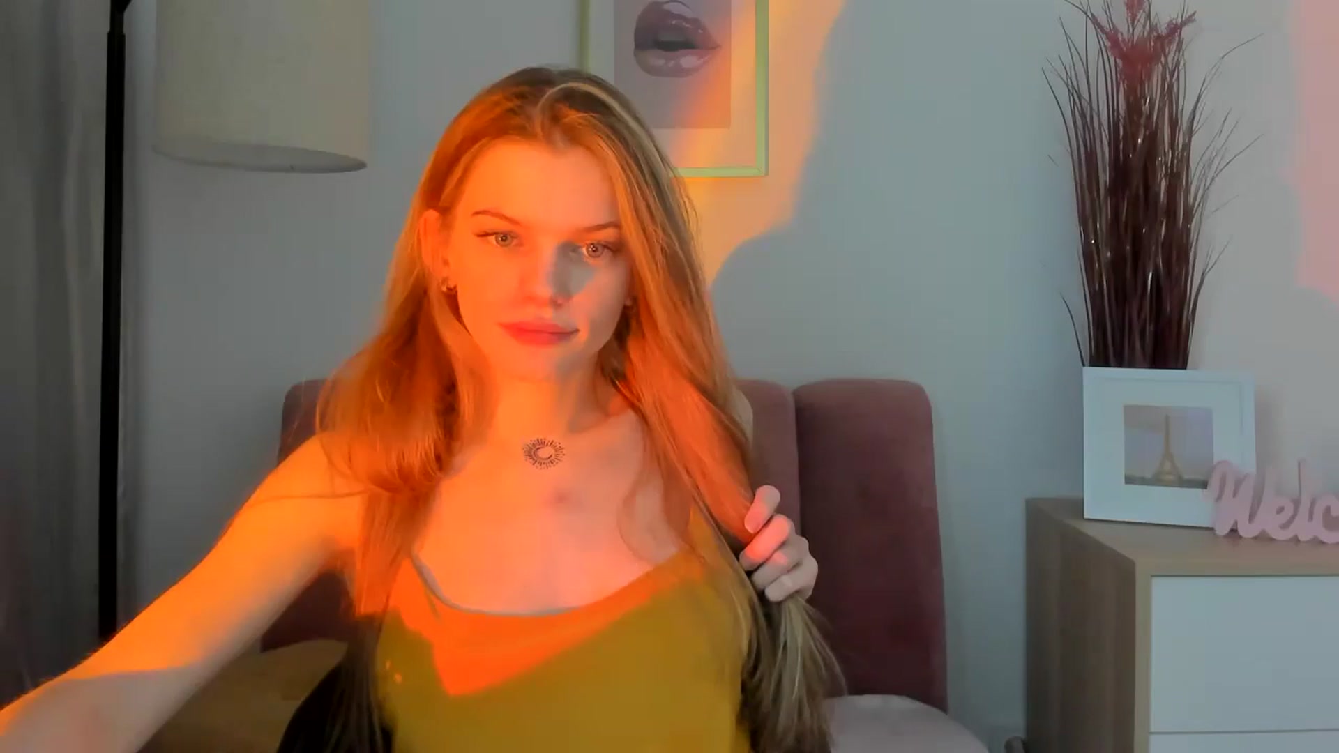 Gallery image thumbnail from ChristinaWave's myfreecams stream on, 01/09/2026, 10:41 image 4 of 20