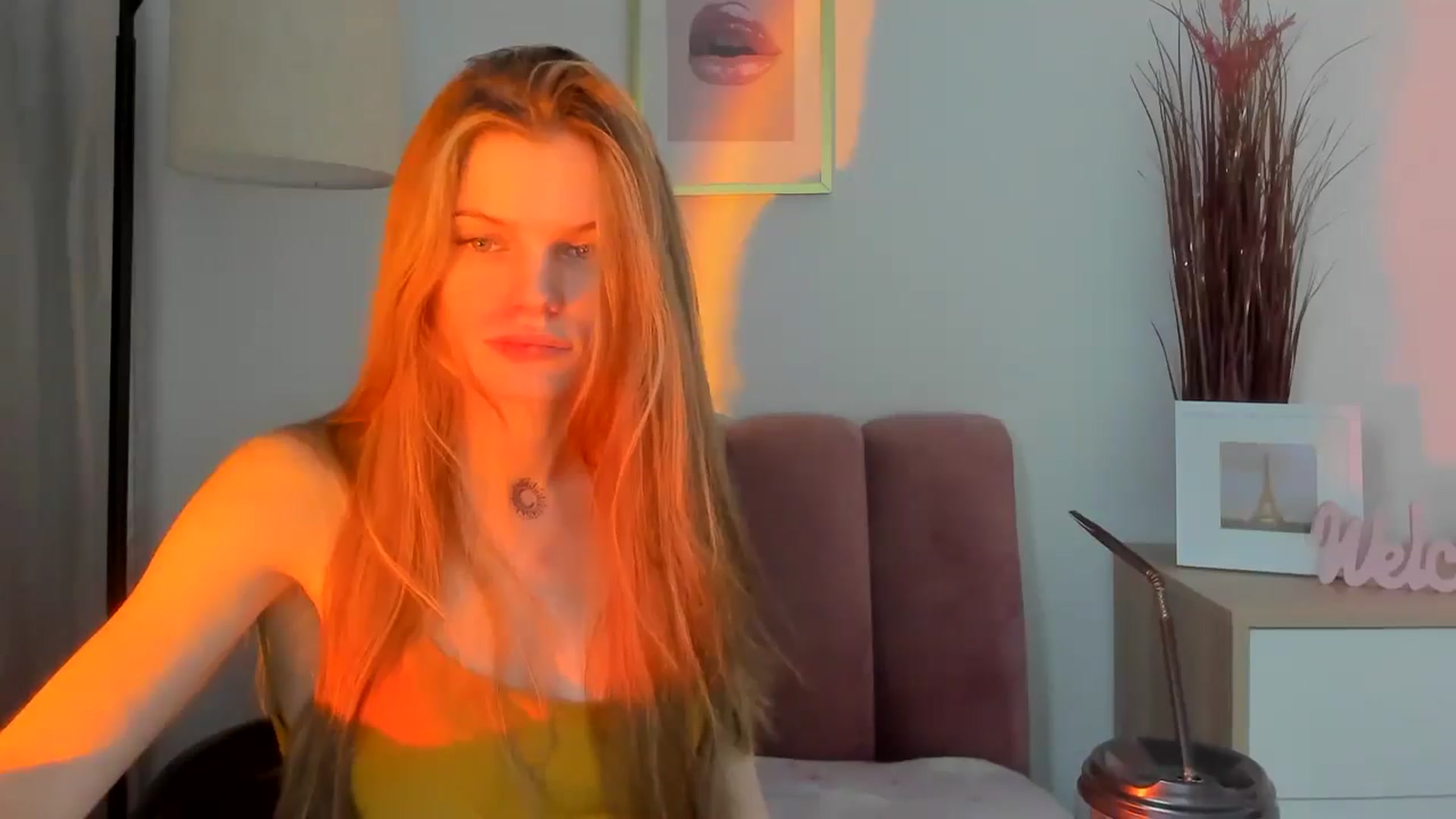 Gallery image thumbnail from ChristinaWave's myfreecams stream on, 01/09/2026, 12:18 image 8 of 20