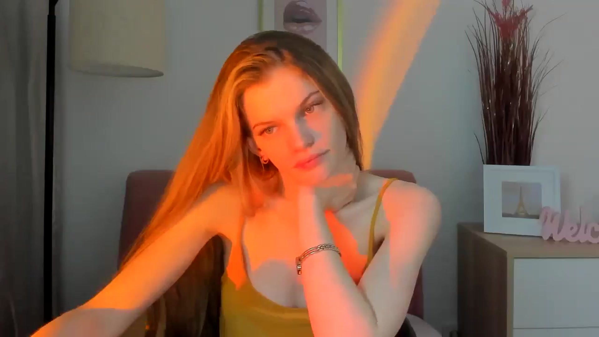 Gallery image thumbnail from ChristinaWave's myfreecams stream on, 01/09/2026, 13:14 image 15 of 20