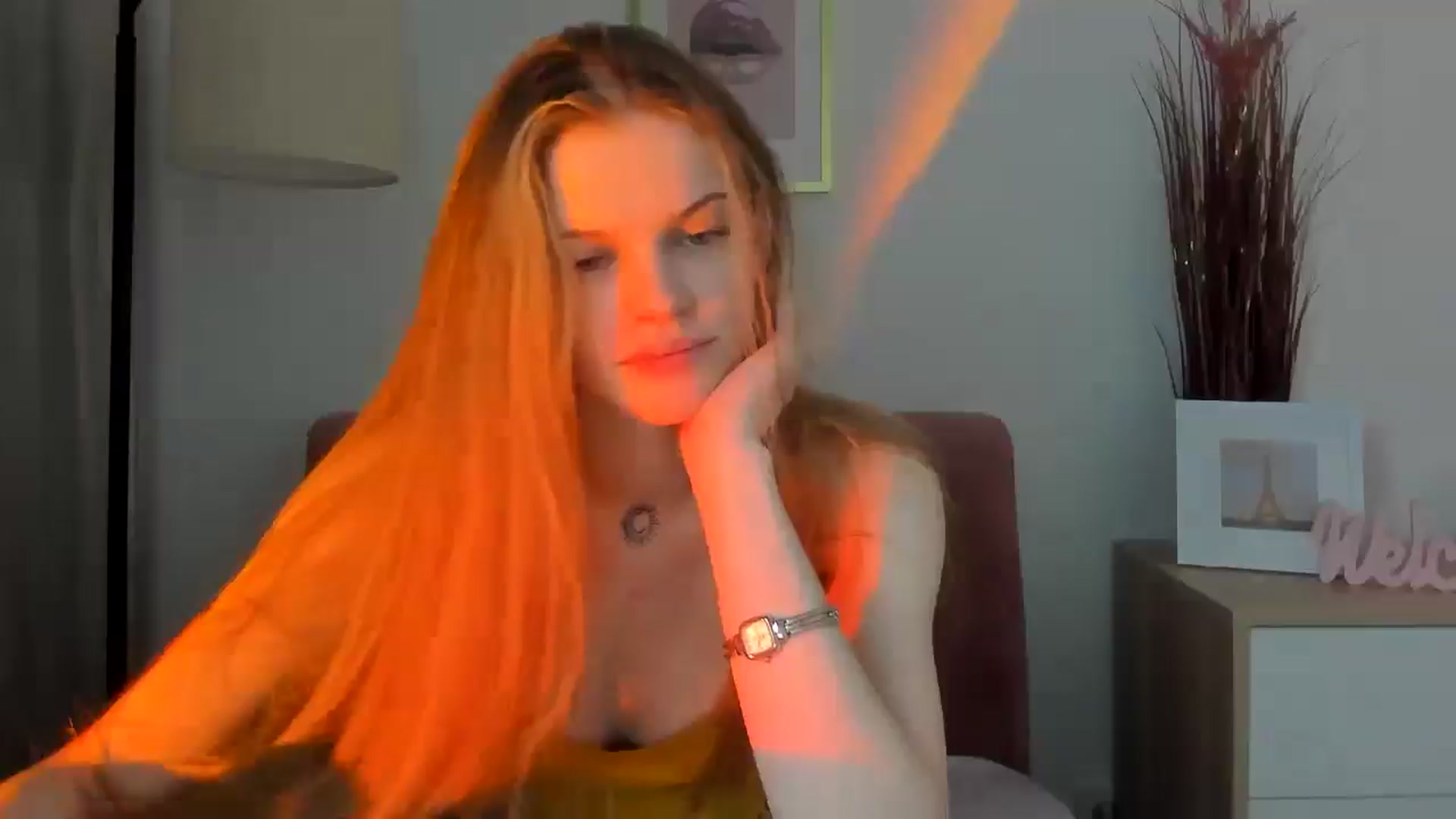 Gallery image thumbnail from ChristinaWave's myfreecams stream on, 01/09/2026, 13:14 image 19 of 20