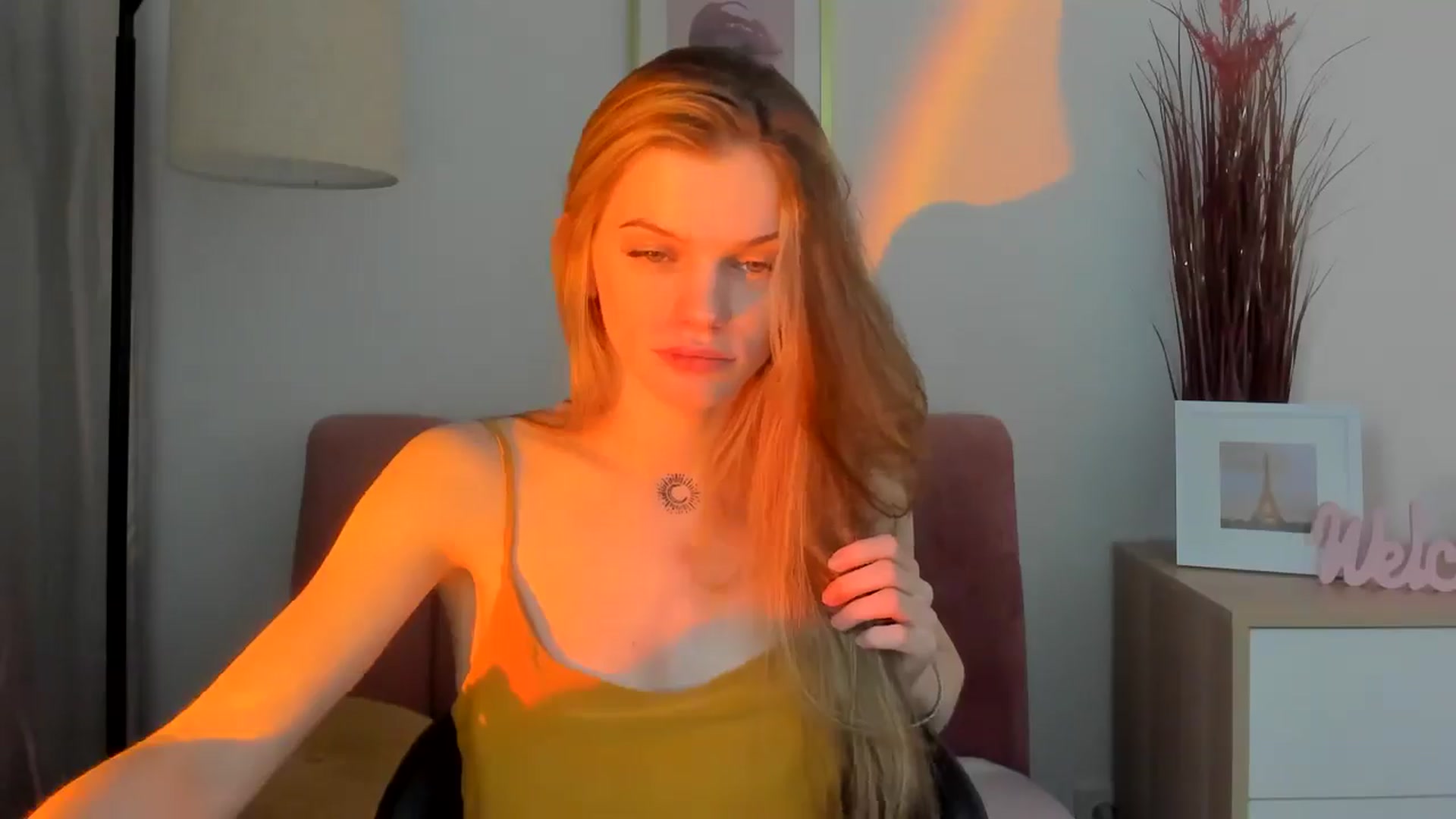 Gallery image thumbnail from ChristinaWave's myfreecams stream on, 01/09/2026, 13:14 image 13 of 20