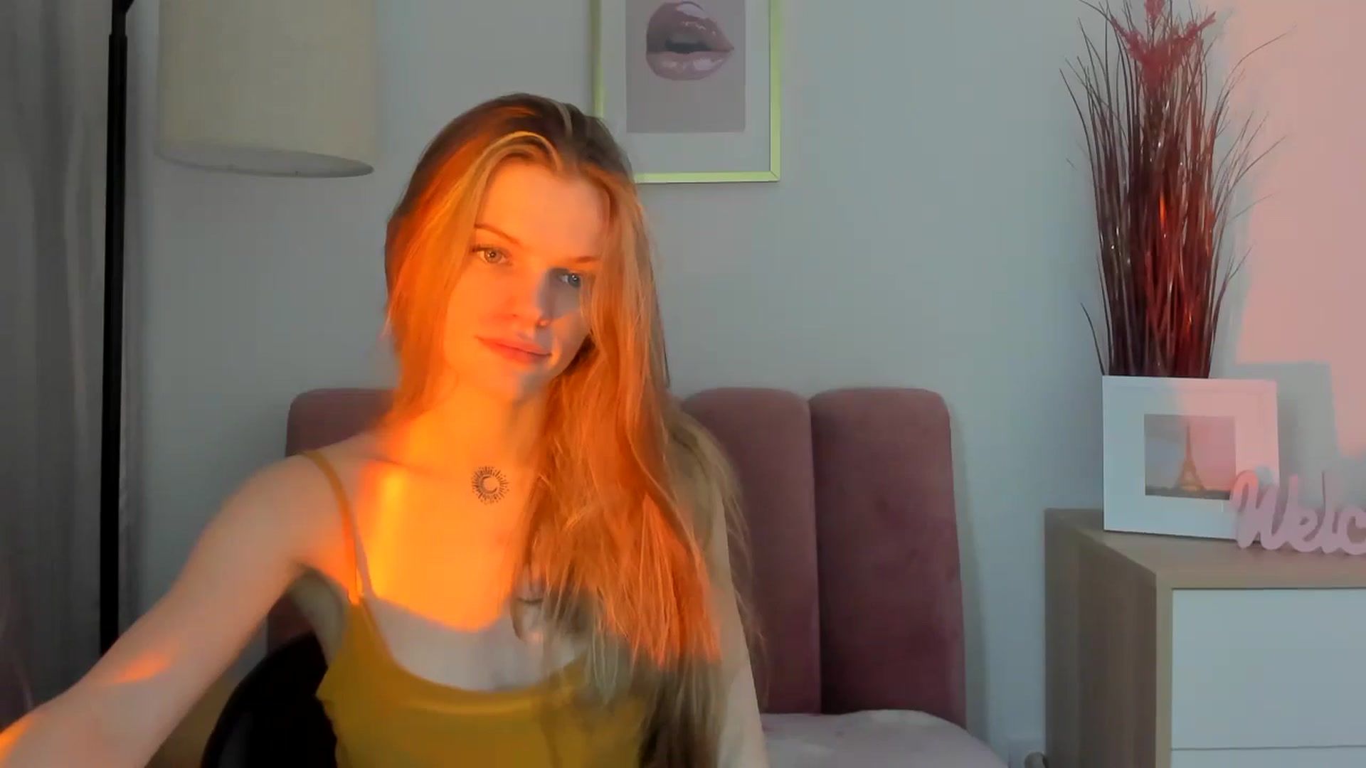 Gallery image thumbnail from ChristinaWave's myfreecams stream on, 01/09/2026, 13:14 image 8 of 20