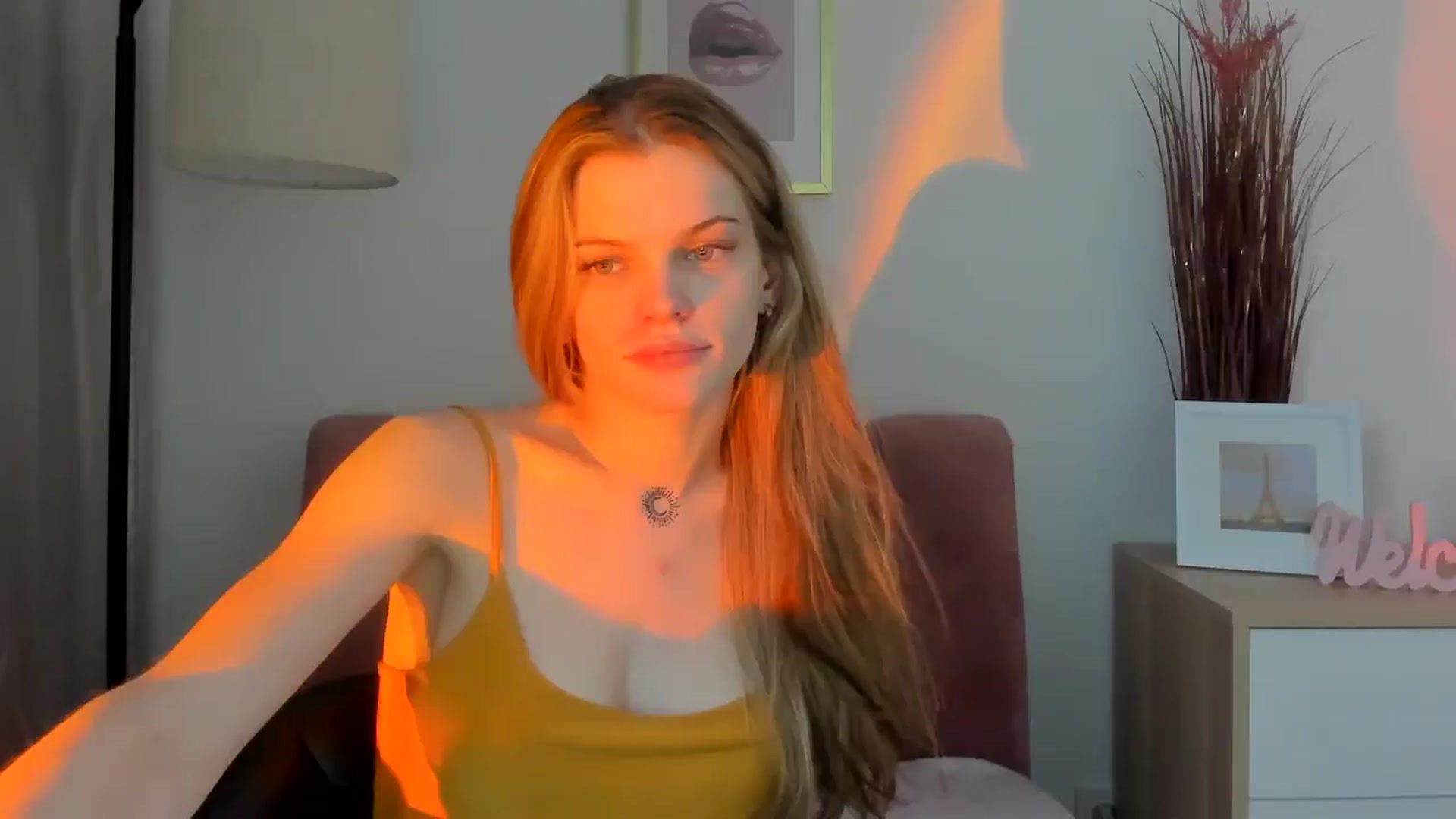 Gallery image thumbnail from ChristinaWave's myfreecams stream on, 01/09/2026, 13:42 image 19 of 20
