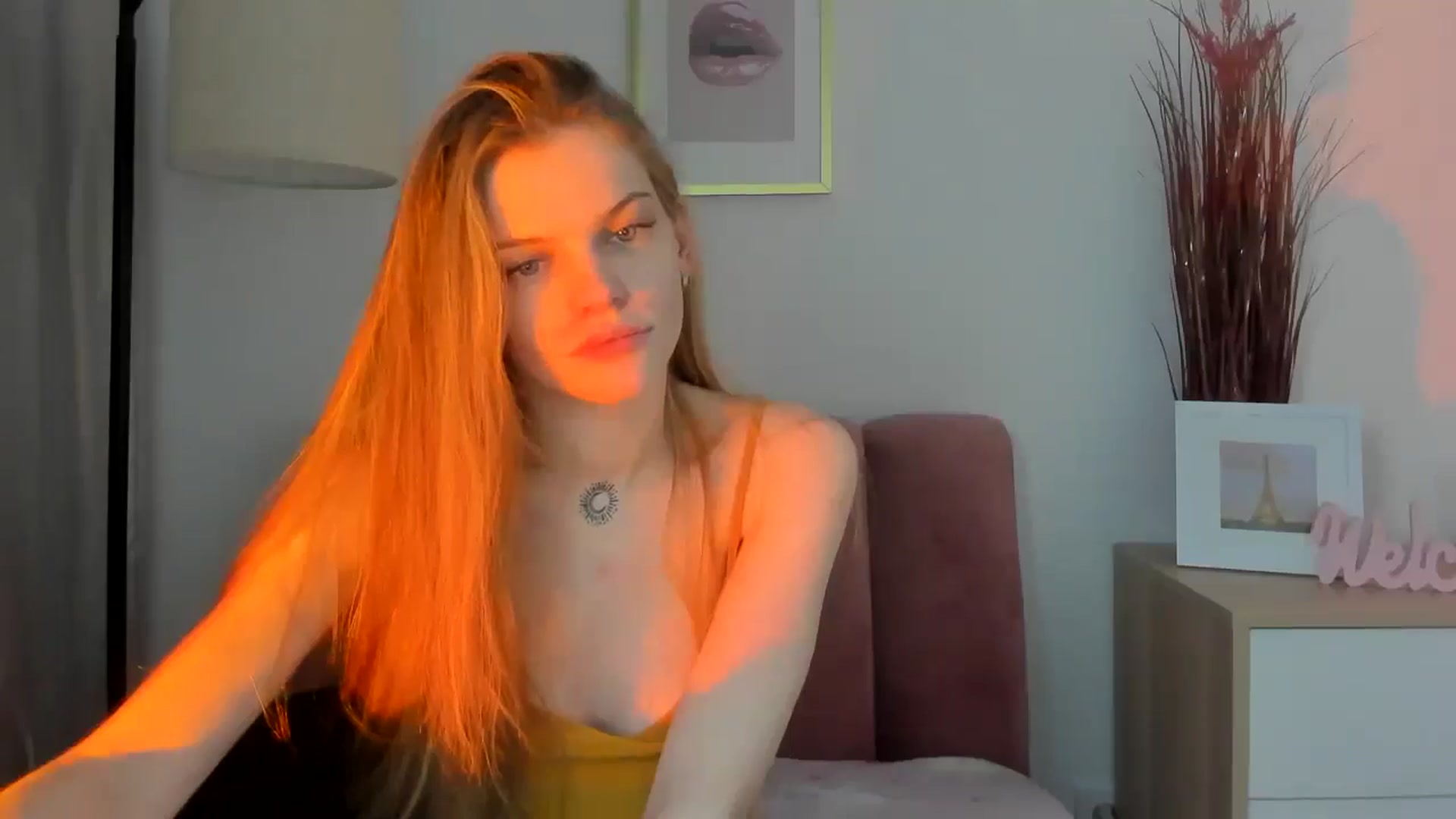 Gallery image thumbnail from ChristinaWave's myfreecams stream on, 01/09/2026, 13:42 image 10 of 20