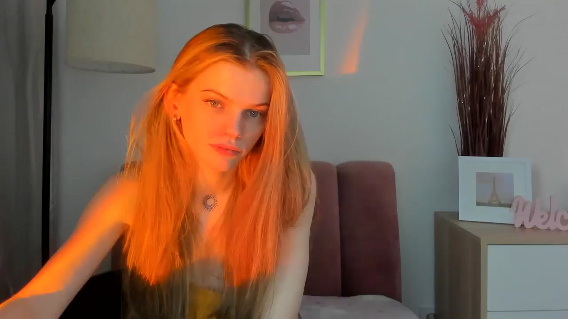 Gallery image thumbnail from ChristinaWave's myfreecams stream on, 01/09/2026, 13:42 image 12 of 20