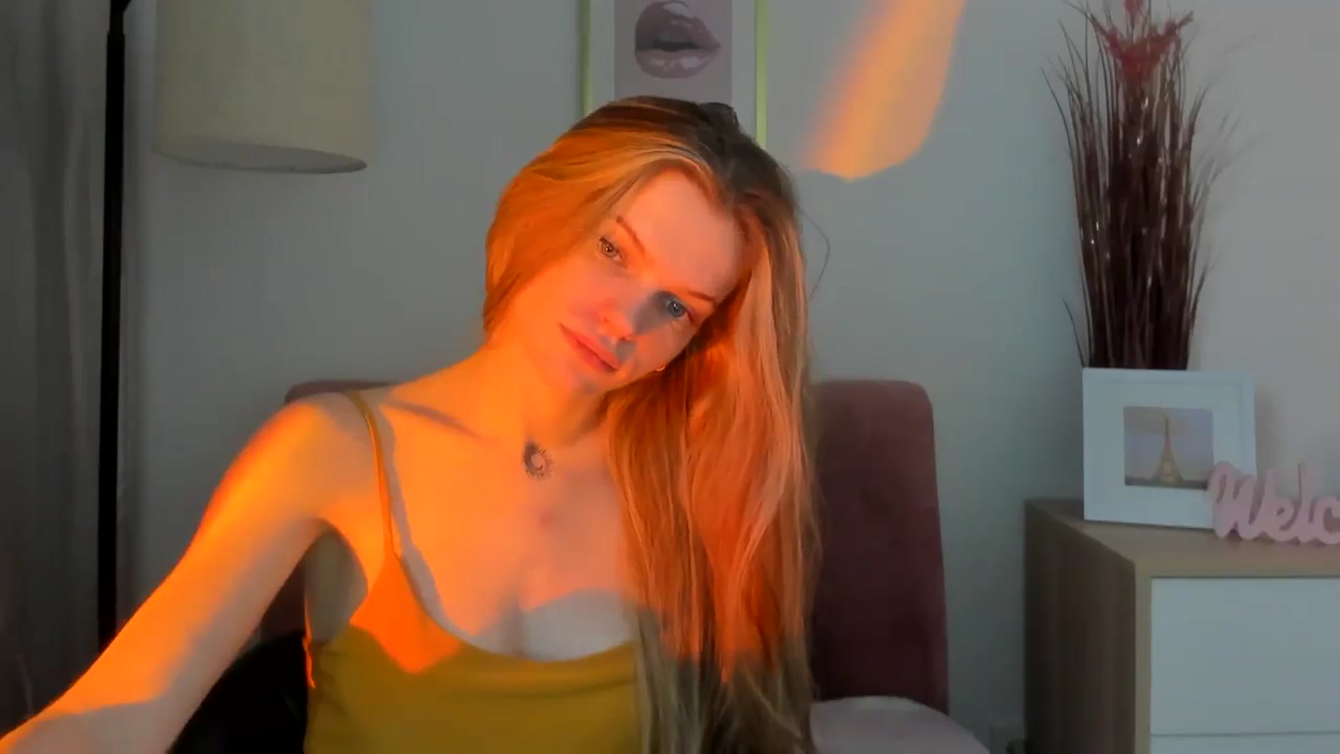 Gallery image thumbnail from ChristinaWave's myfreecams stream on, 01/09/2026, 13:42 image 18 of 20