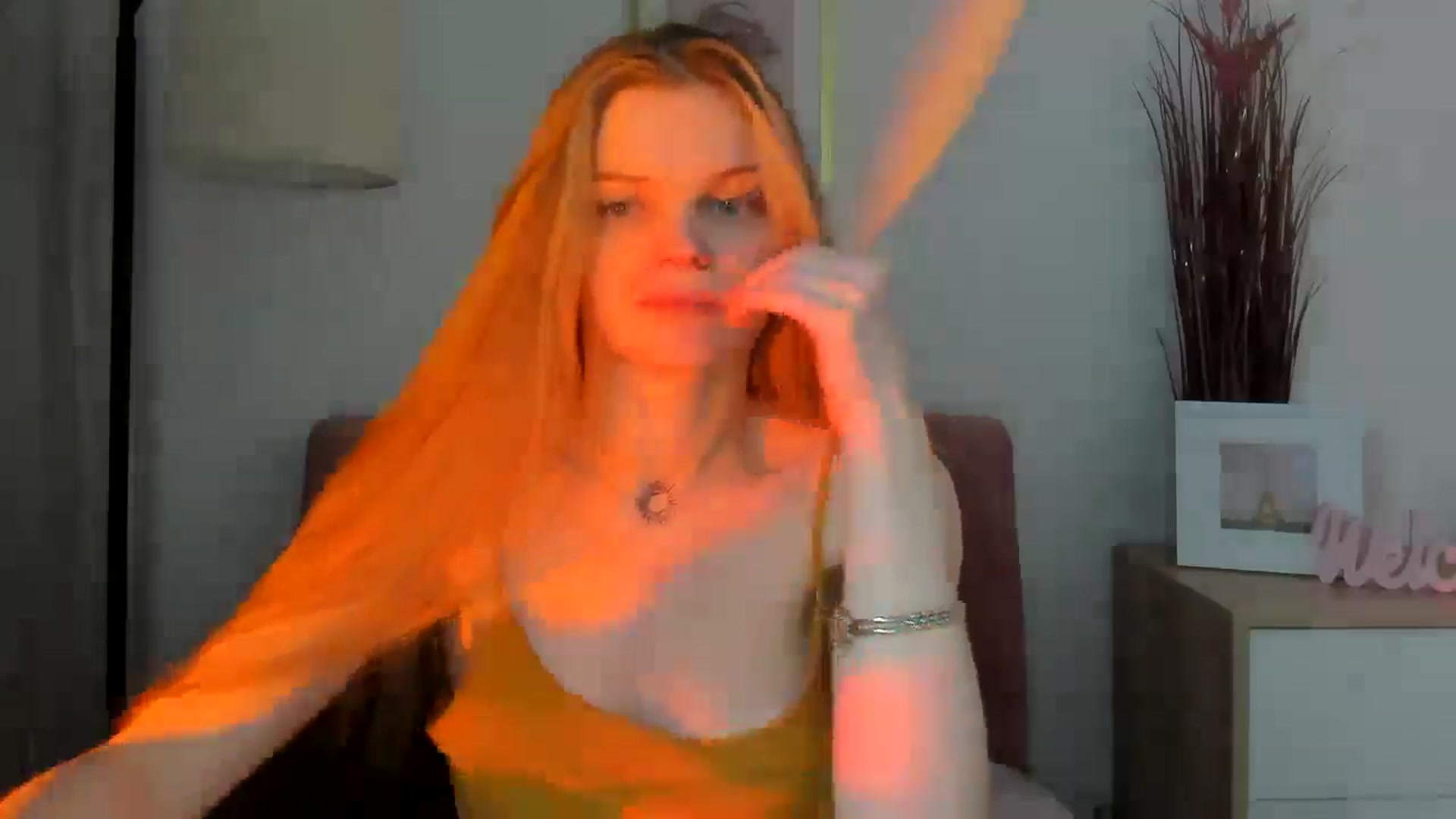 Gallery image thumbnail from ChristinaWave's myfreecams stream on, 01/09/2026, 14:14 image 4 of 20