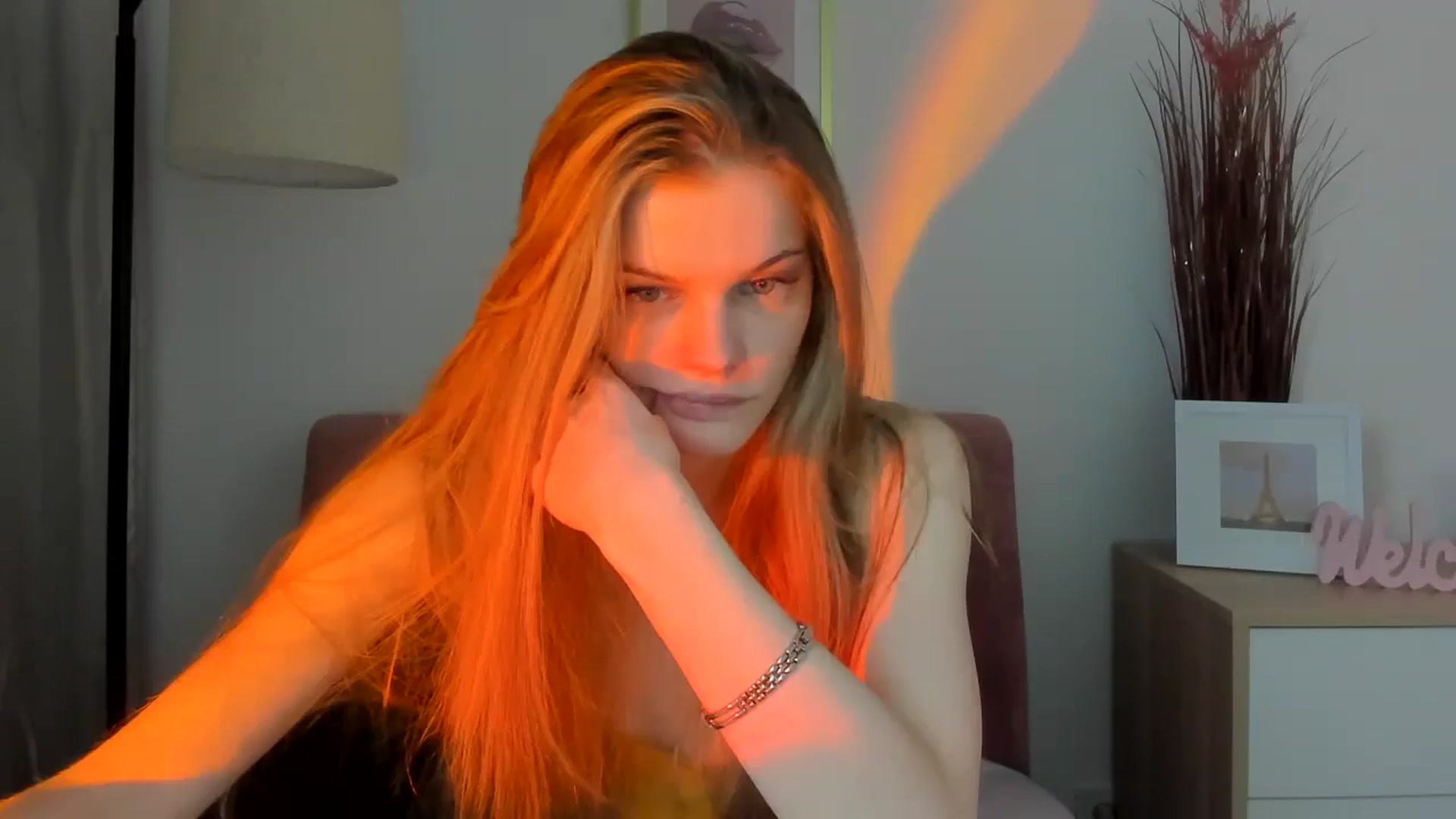 Gallery image thumbnail from ChristinaWave's myfreecams stream on, 01/09/2026, 14:14 image 11 of 20
