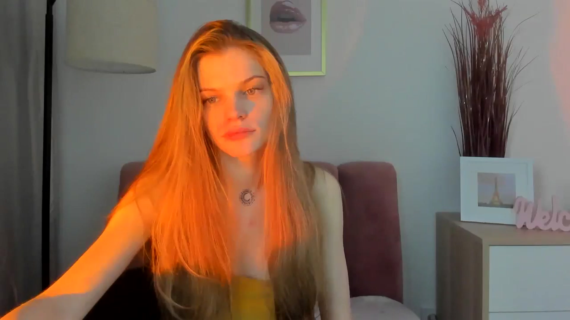Gallery image thumbnail from ChristinaWave's myfreecams stream on, 01/09/2026, 14:14 image 13 of 20