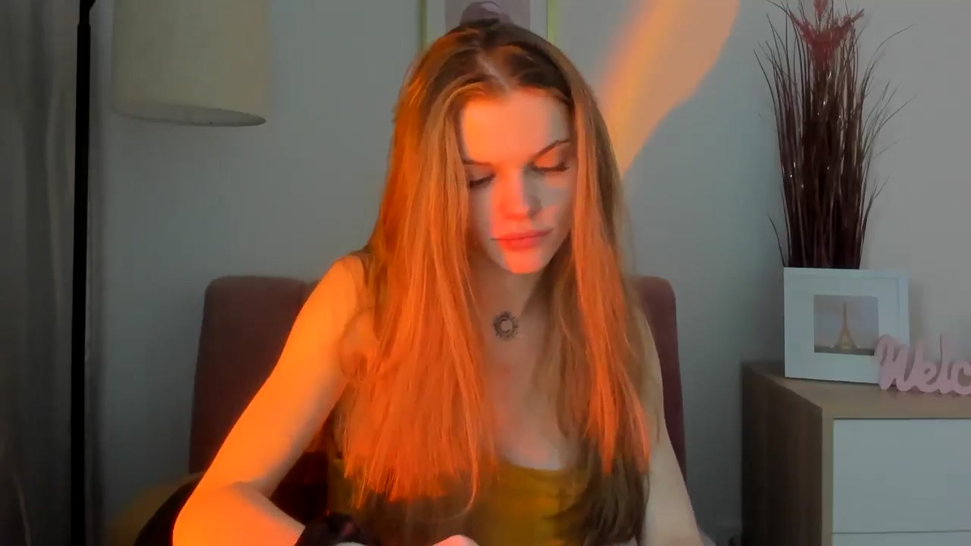 Gallery image thumbnail from ChristinaWave's myfreecams stream on, 01/09/2026, 14:14 image 9 of 20