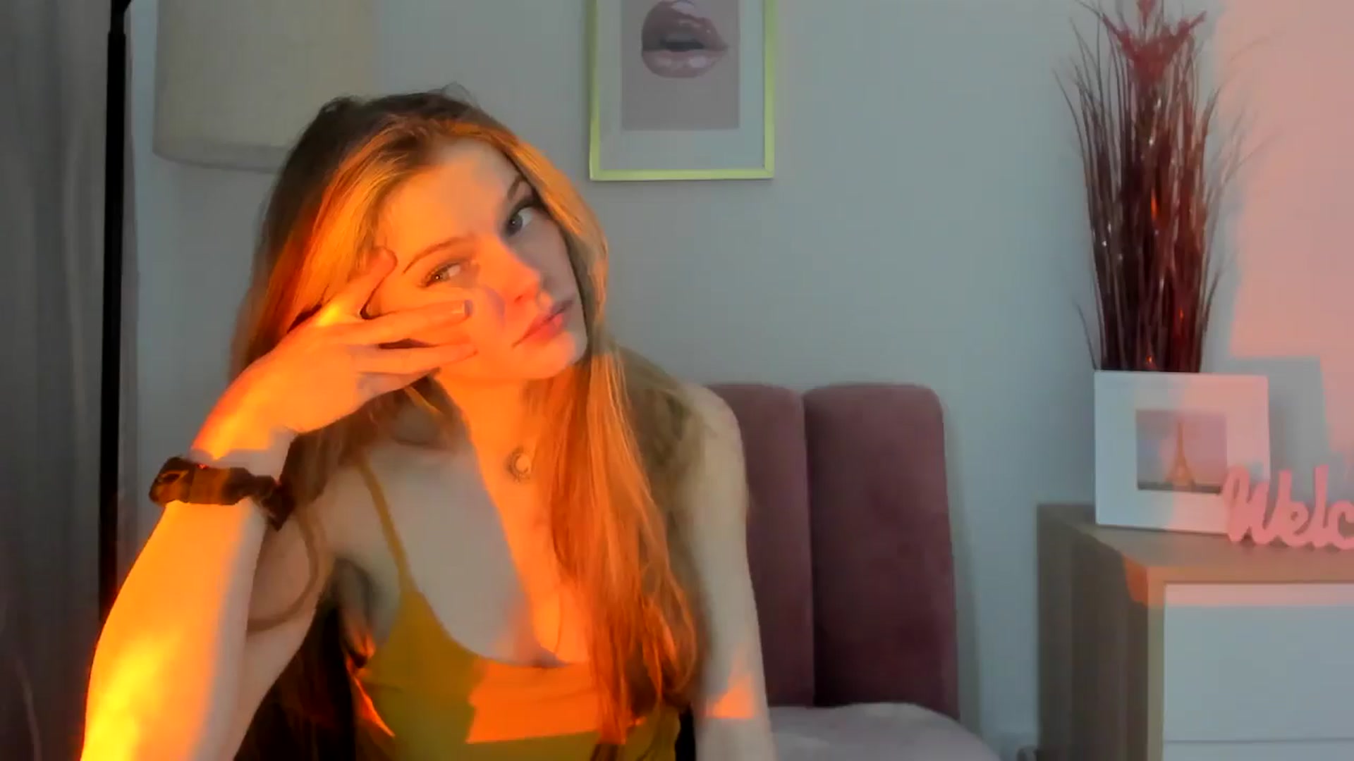 Gallery image thumbnail from ChristinaWave's myfreecams stream on, 01/09/2026, 14:14 image 20 of 20