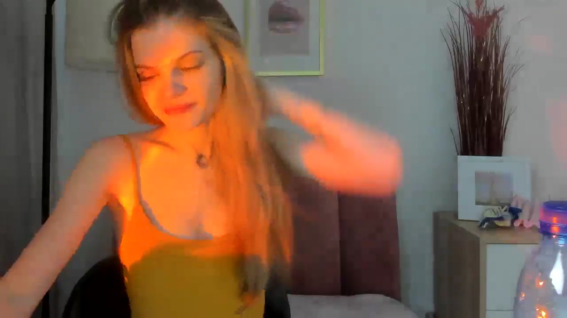 Gallery image thumbnail from ChristinaWave's myfreecams stream on, 01/09/2026, 14:40 image 6 of 20