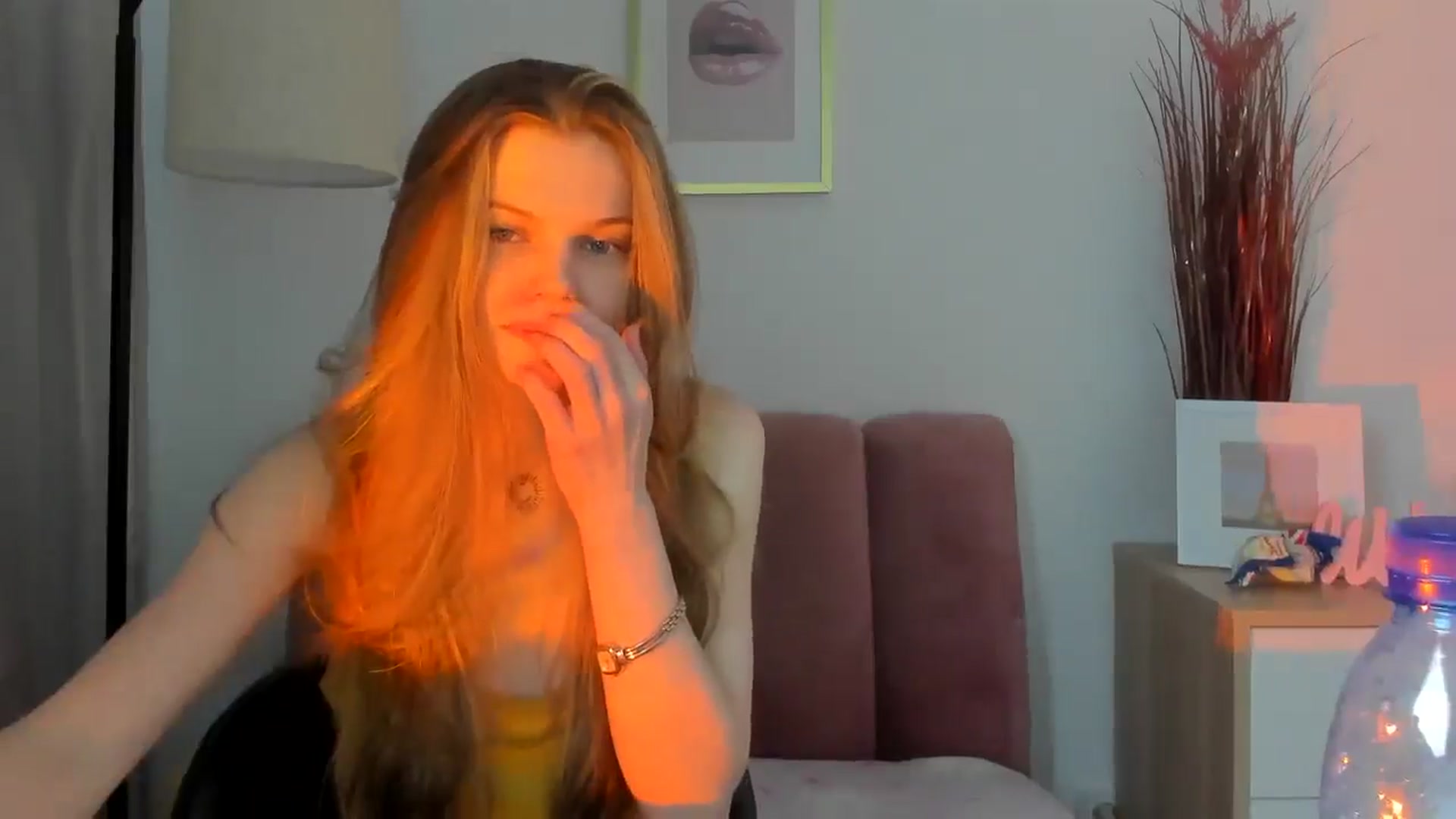 Gallery image thumbnail from ChristinaWave's myfreecams stream on, 01/09/2026, 14:40 image 5 of 20