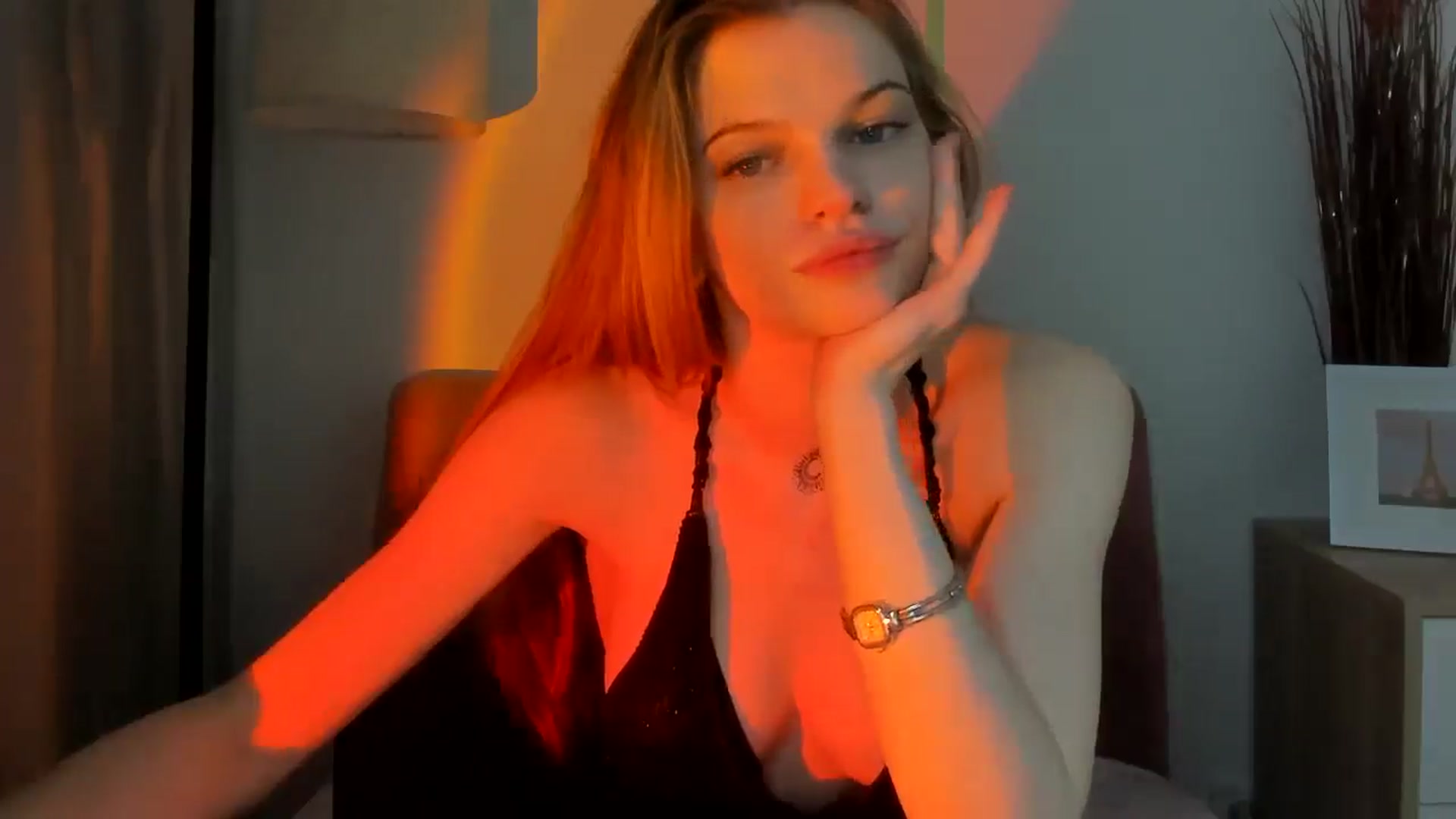 Gallery image thumbnail from ChristinaWave's myfreecams stream on, 01/10/2026, 13:30 image 16 of 20