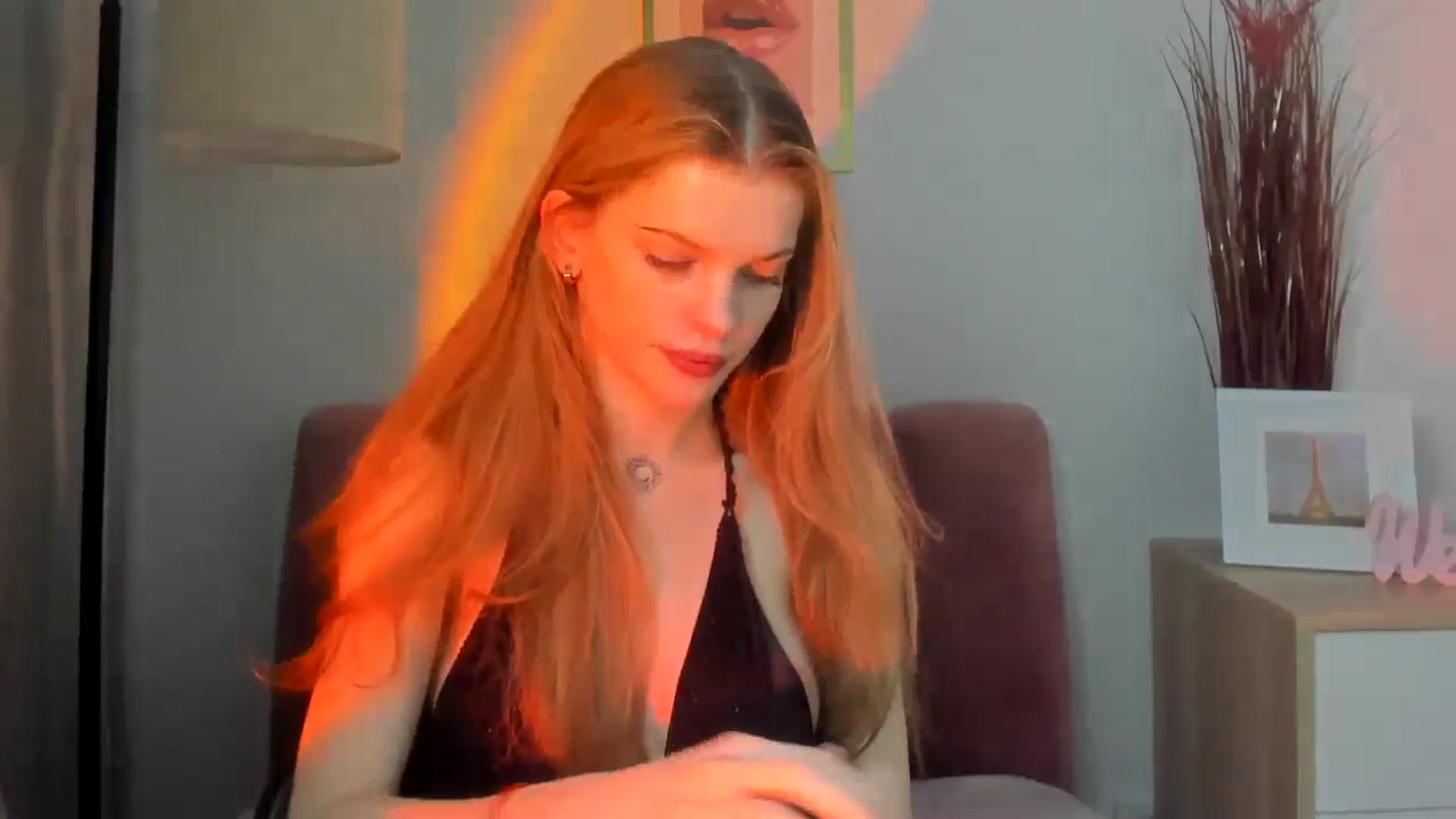 Gallery image thumbnail from ChristinaWave's myfreecams stream on, 01/11/2026, 10:31 image 13 of 20
