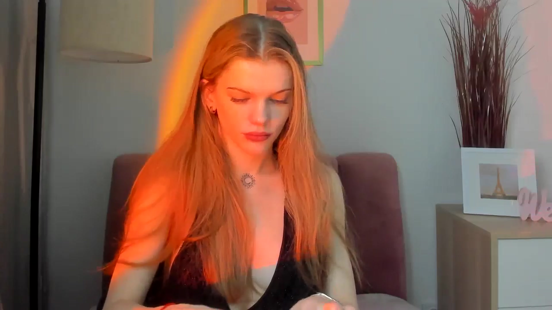Gallery image thumbnail from ChristinaWave's myfreecams stream on, 01/11/2026, 10:31 image 15 of 20